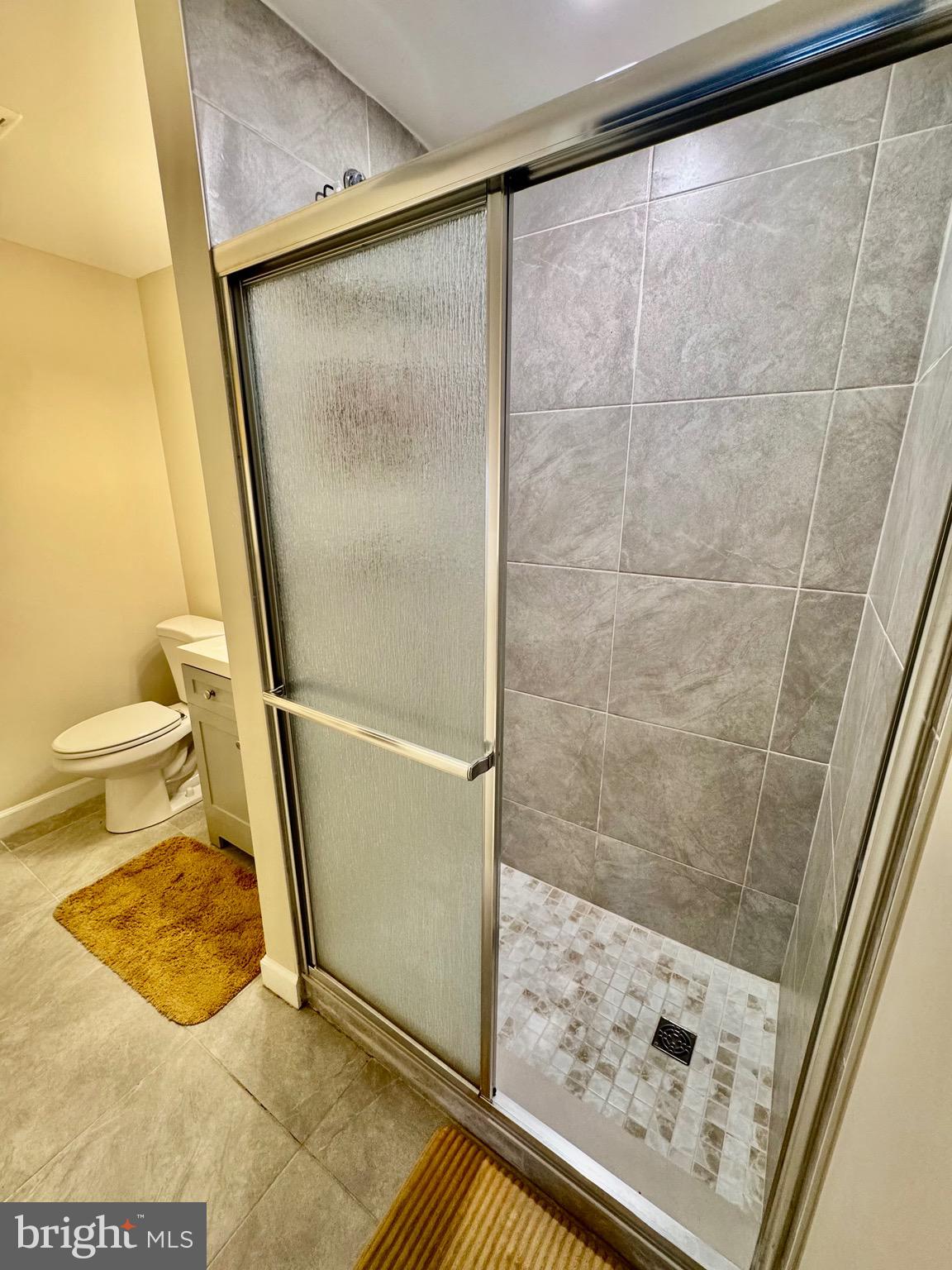 LONDON WOODS - Residential