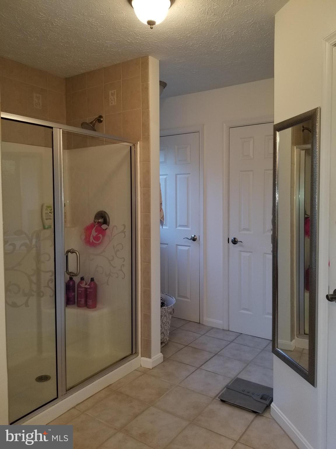 LYNNDALE ESTATES - Residential