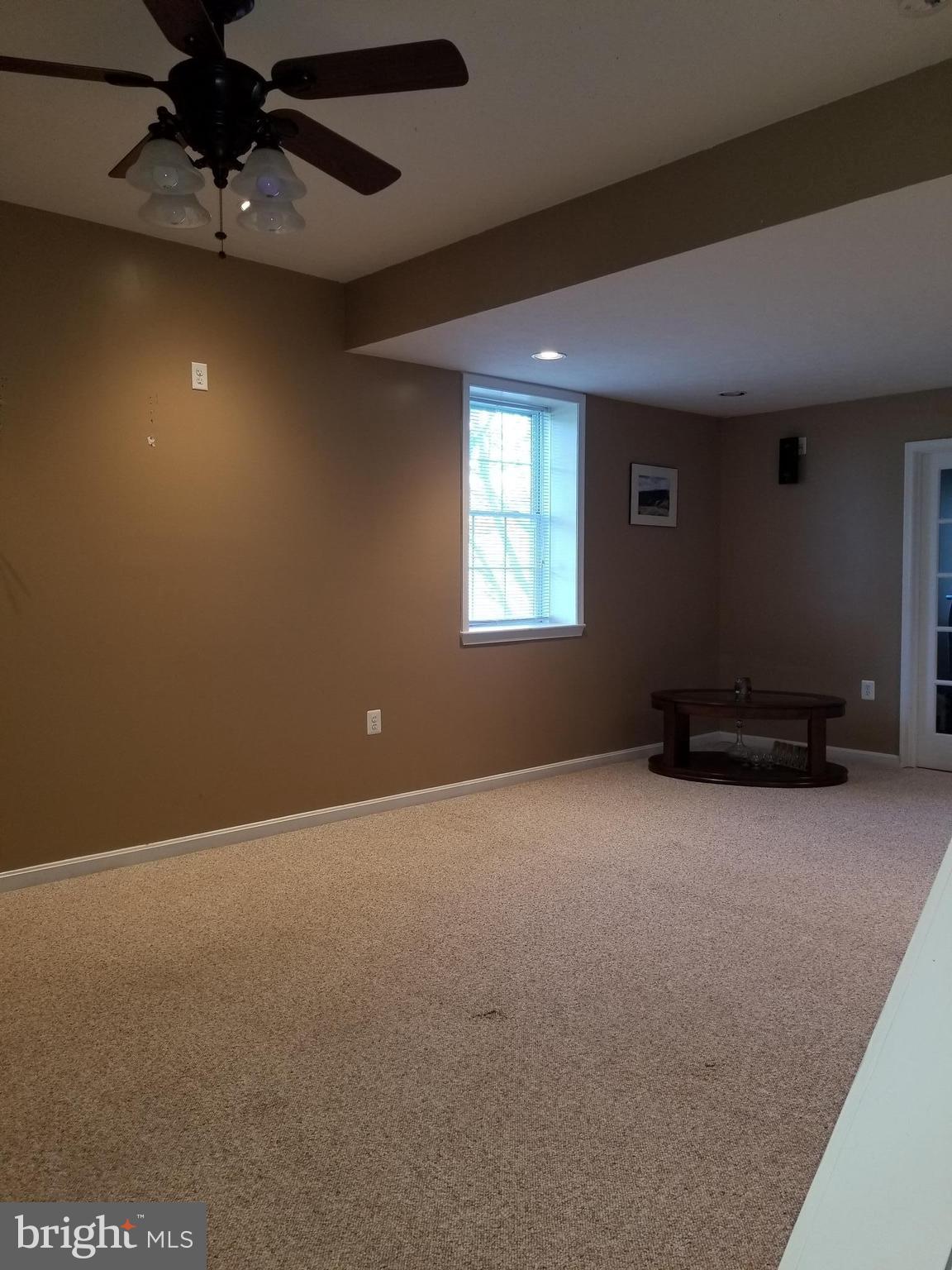 LYNNDALE ESTATES - Residential