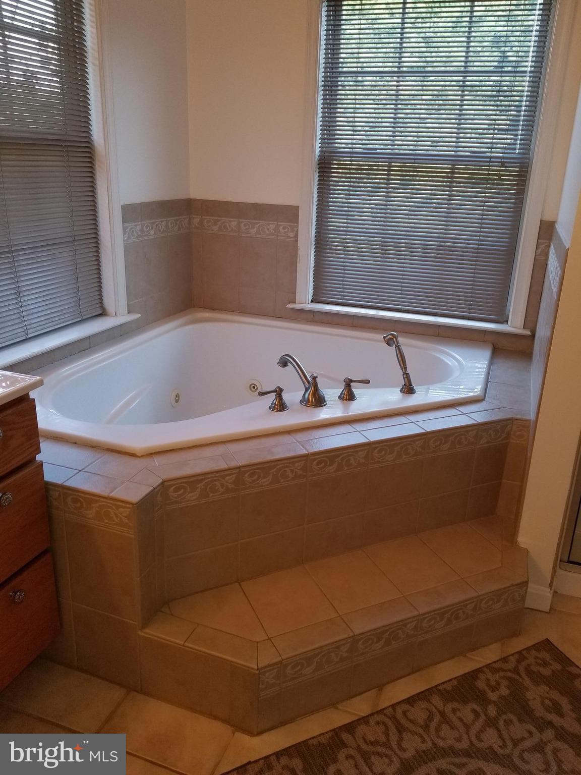 LYNNDALE ESTATES - Residential