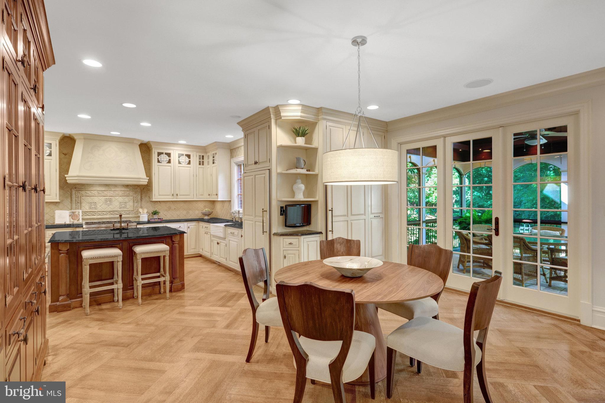 GEORGETOWN PLACE - Residential