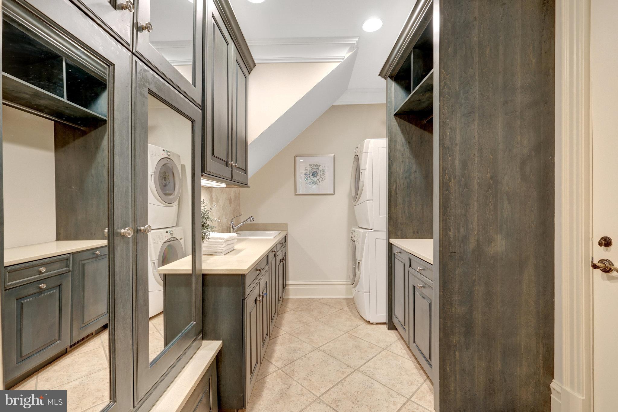 GEORGETOWN PLACE - Residential