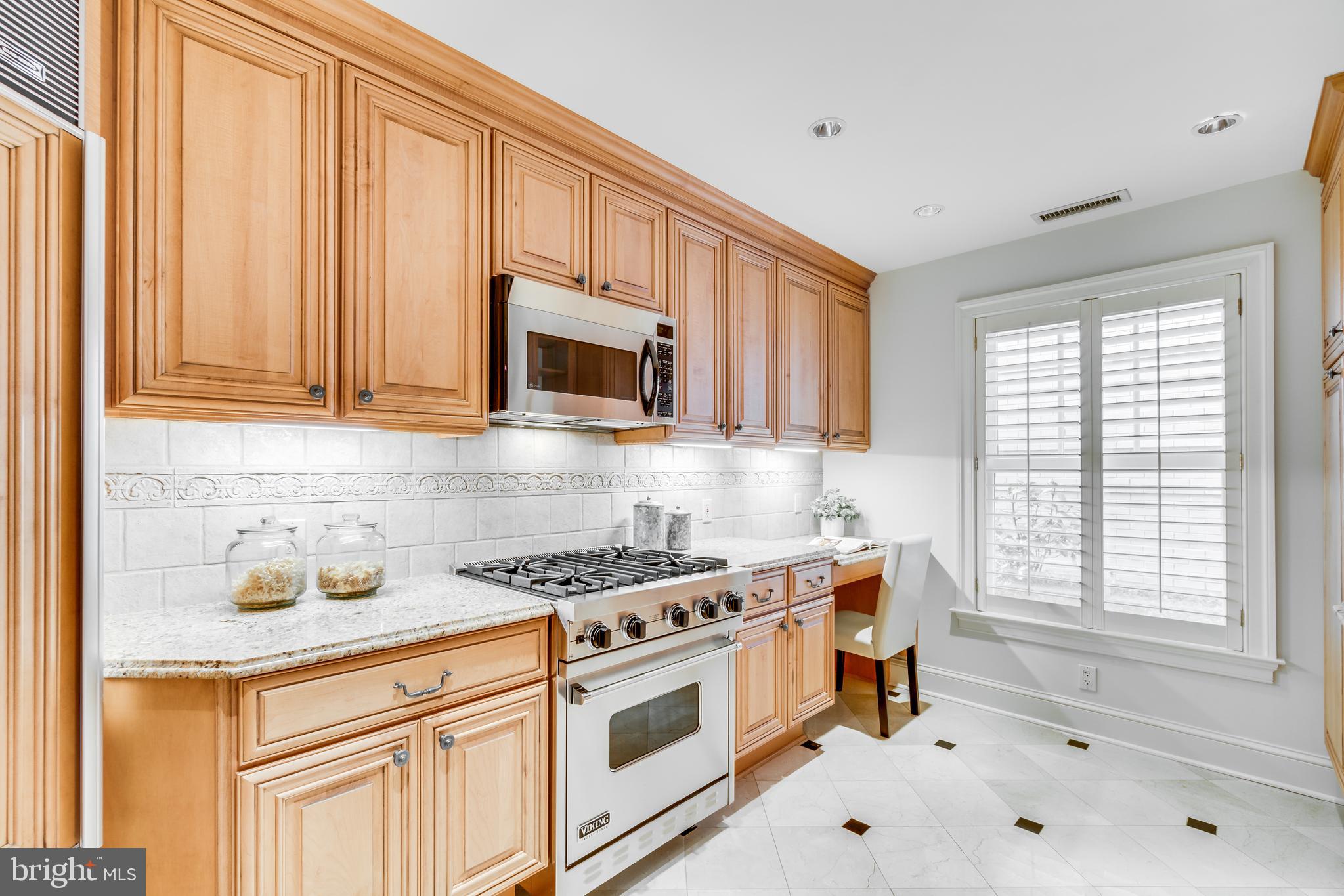 MEMORIAL PARK - Residential