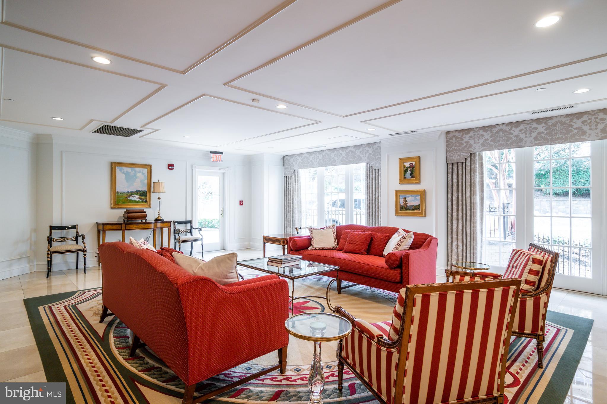 MEMORIAL PARK - Residential