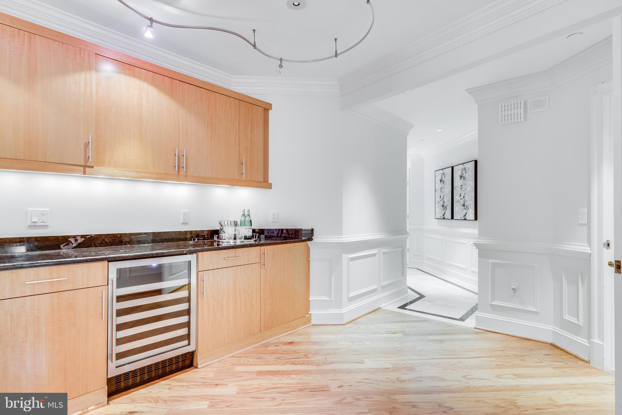 MEMORIAL PARK - Residential