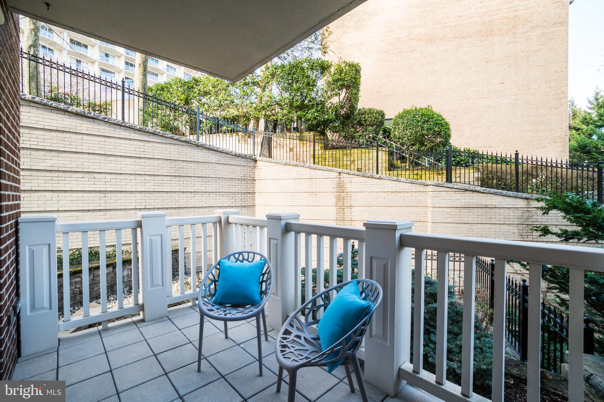 MEMORIAL PARK - Residential