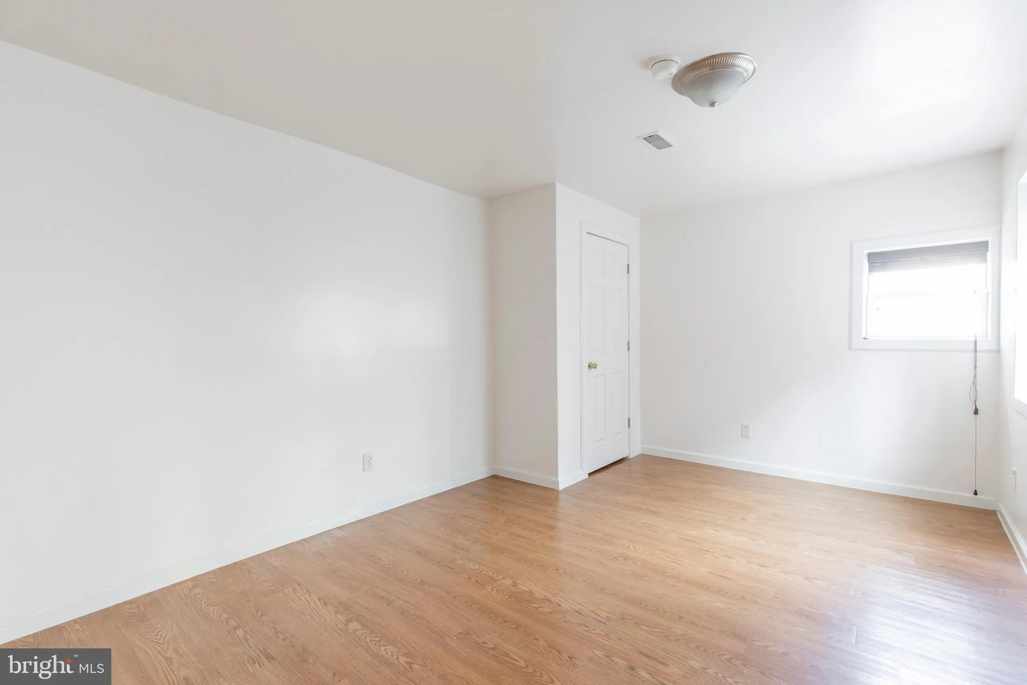 Philadelphia, Pennsylvania 19123, United States, 2 Bedrooms Bedrooms, ,1 BathroomBathrooms,Residential,Active,61251