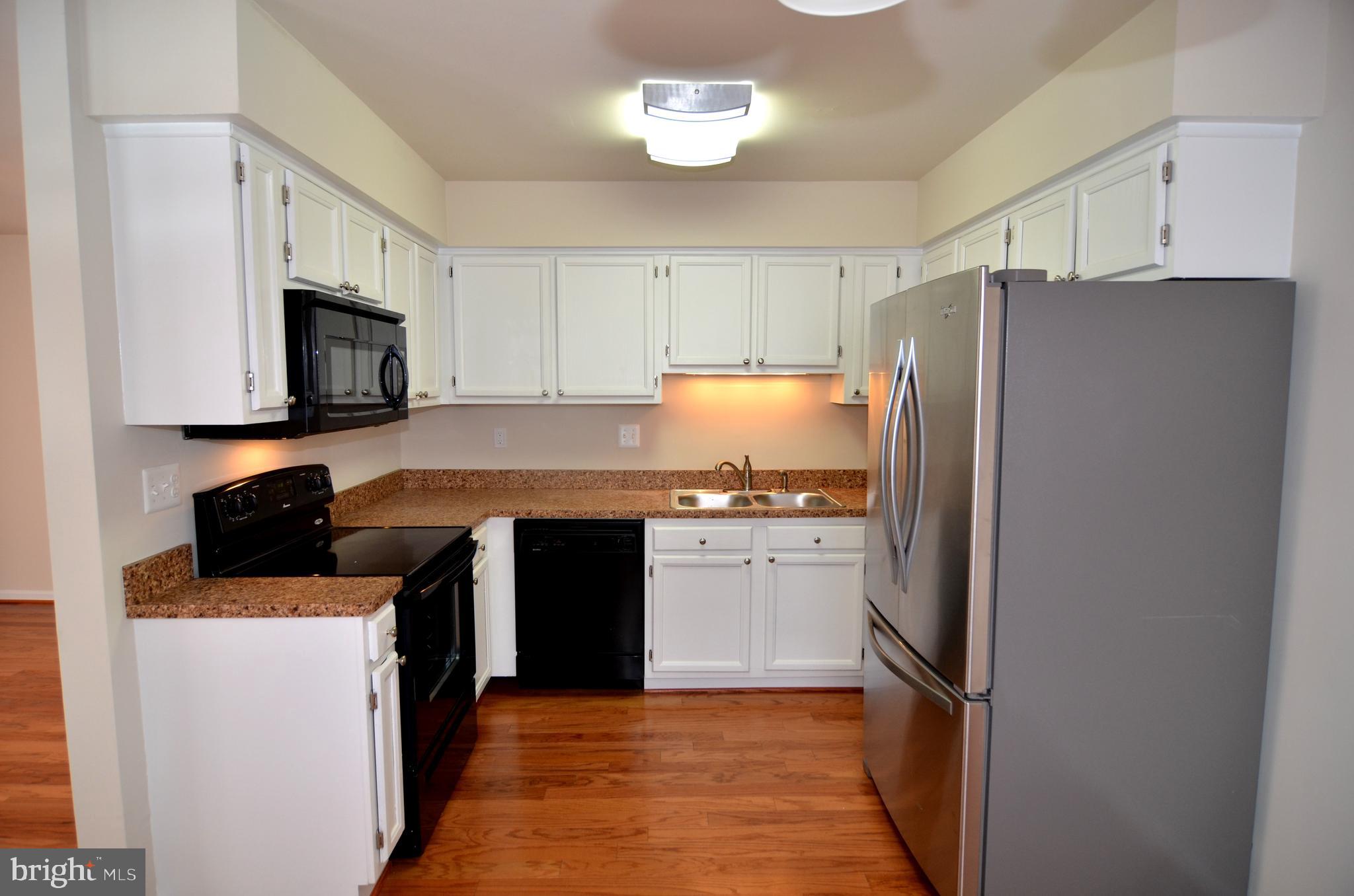 HUNTINGTON NEIGHBORHOOD - Residential Lease