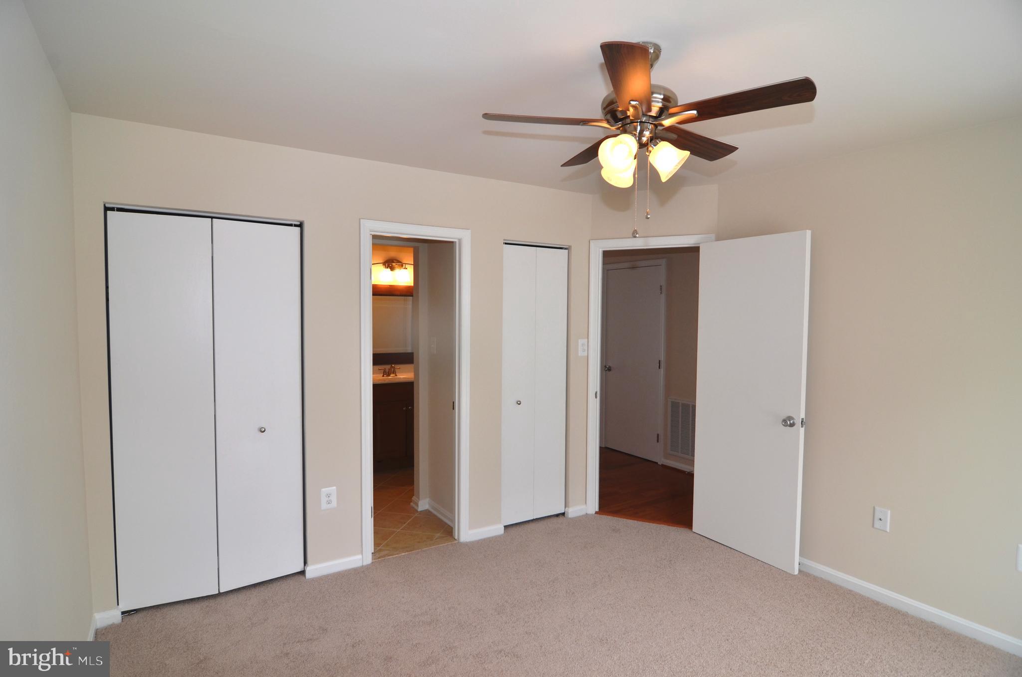 HUNTINGTON NEIGHBORHOOD - Residential Lease