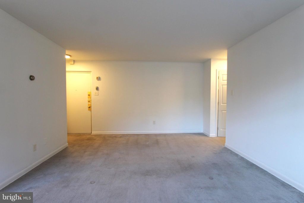 Photo of 700 W Walnut Lane #104, PHILADELPHIA, PA 19144 (MLS # PAPH2553082)