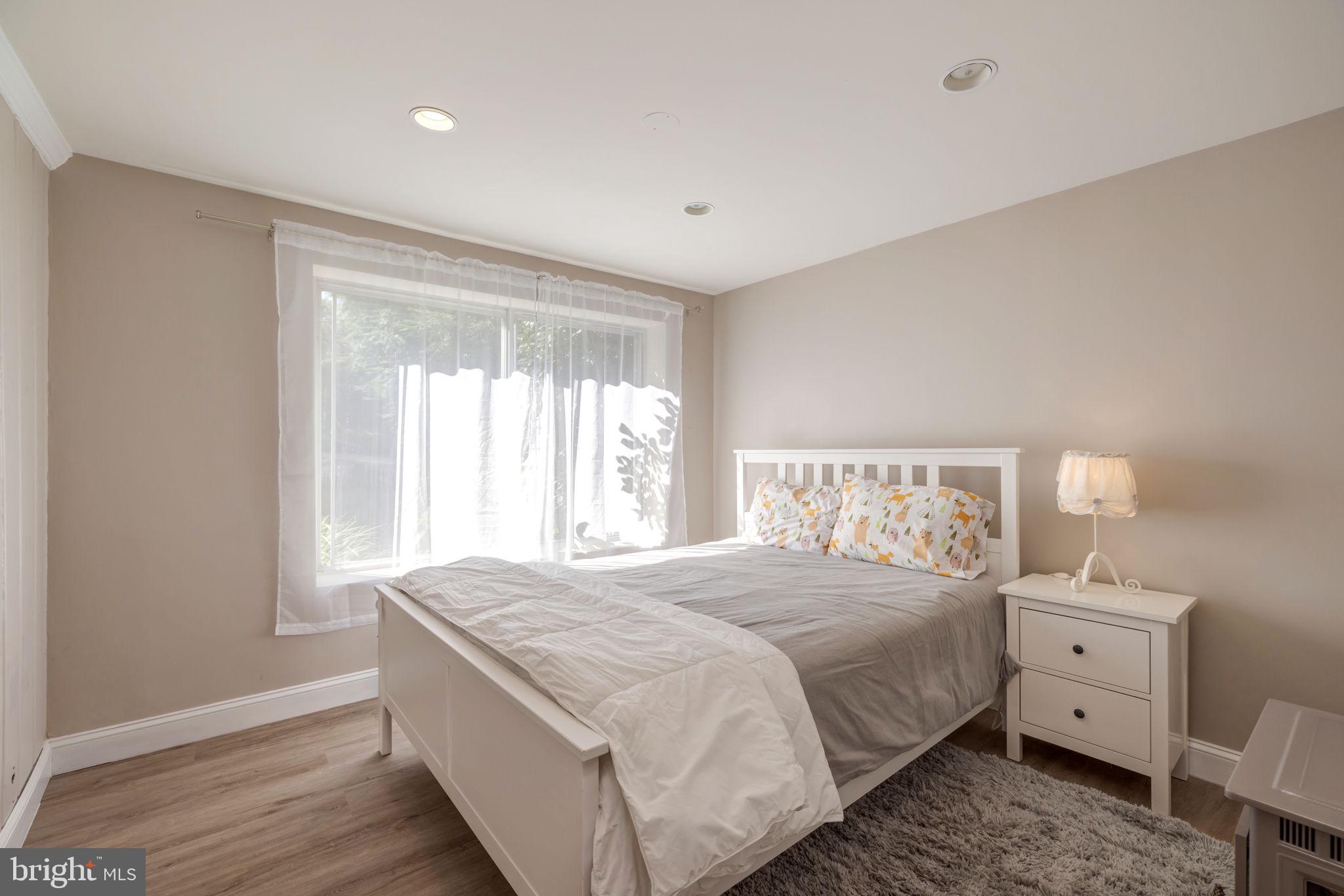 SUMNER - Residential