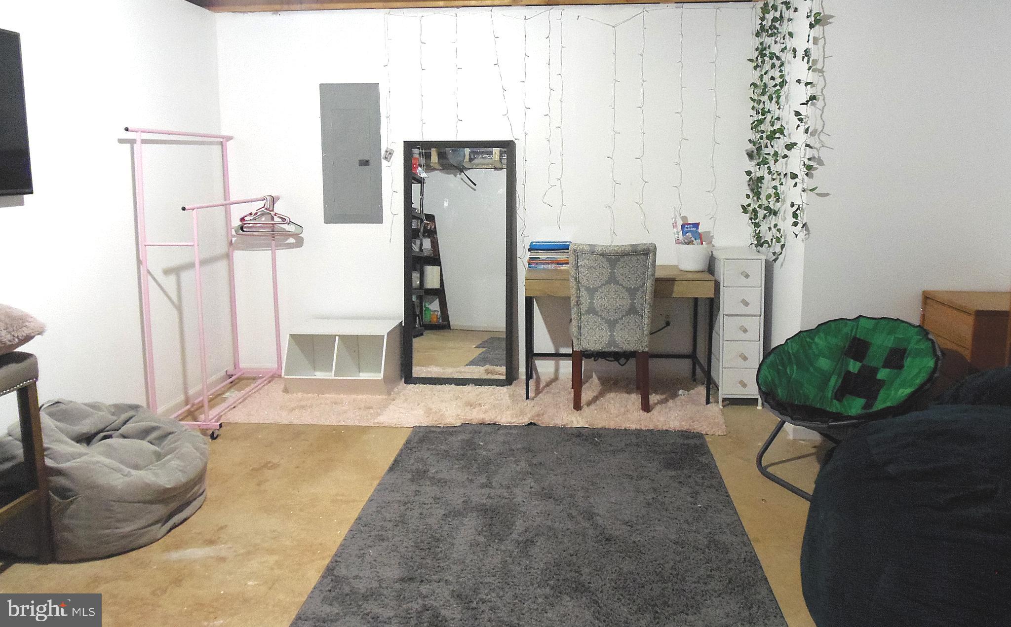 HIGHPOINT - Residential