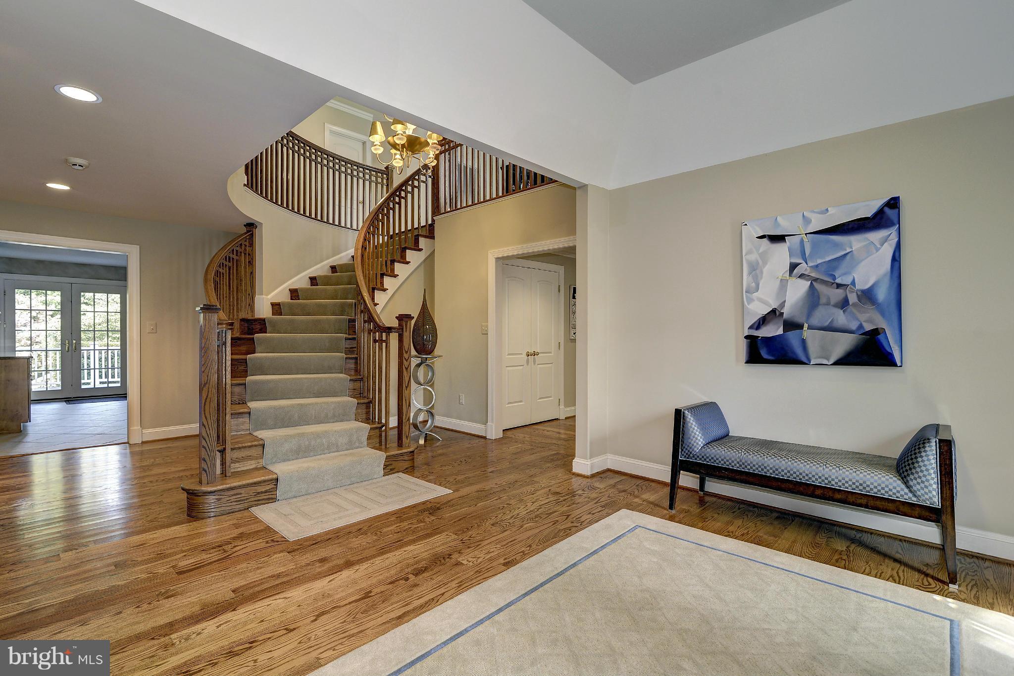 BURNING TREE - Residential