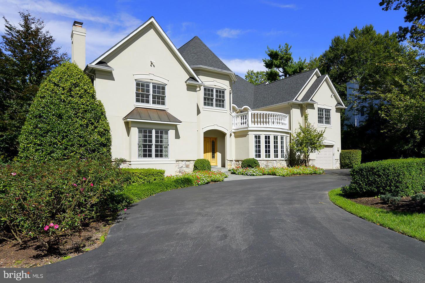 BURNING TREE - Residential