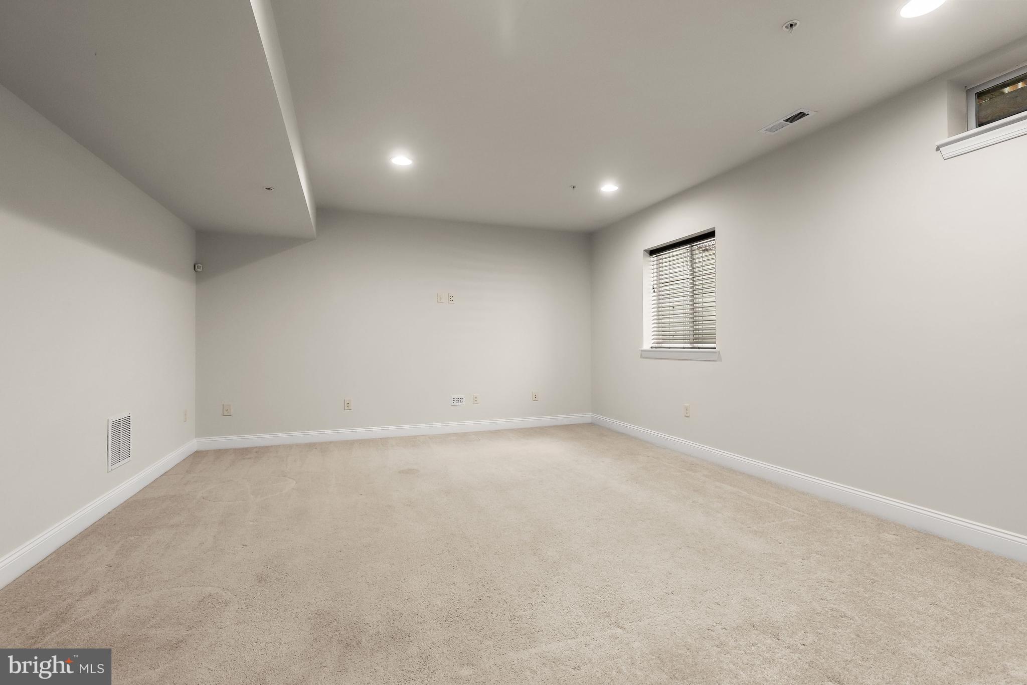 CREEKSIDE AT OSPREY LANDING - Residential