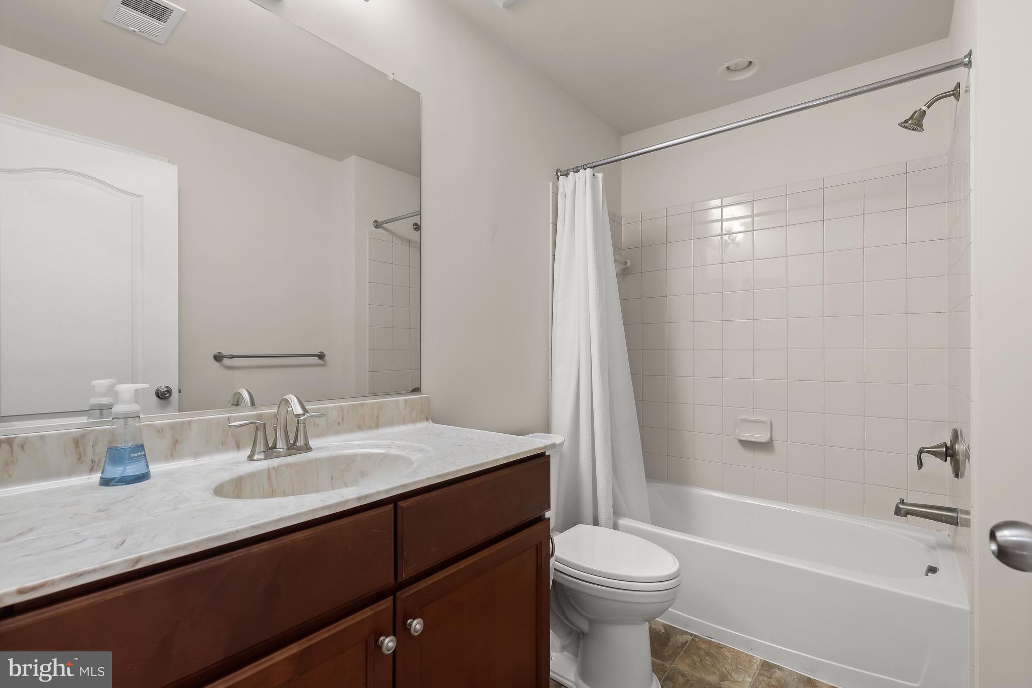 CREEKSIDE AT OSPREY LANDING - Residential