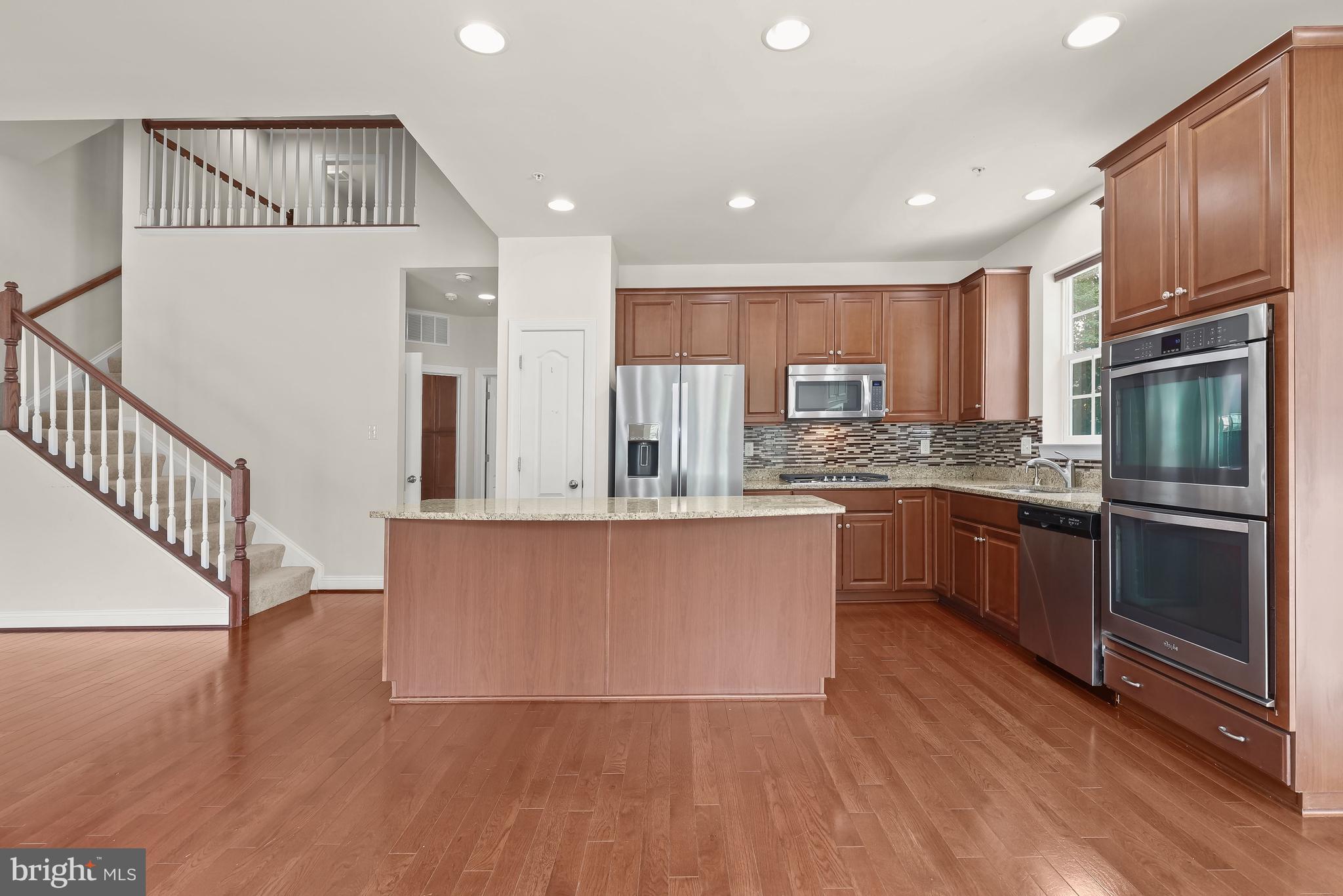 CREEKSIDE AT OSPREY LANDING - Residential