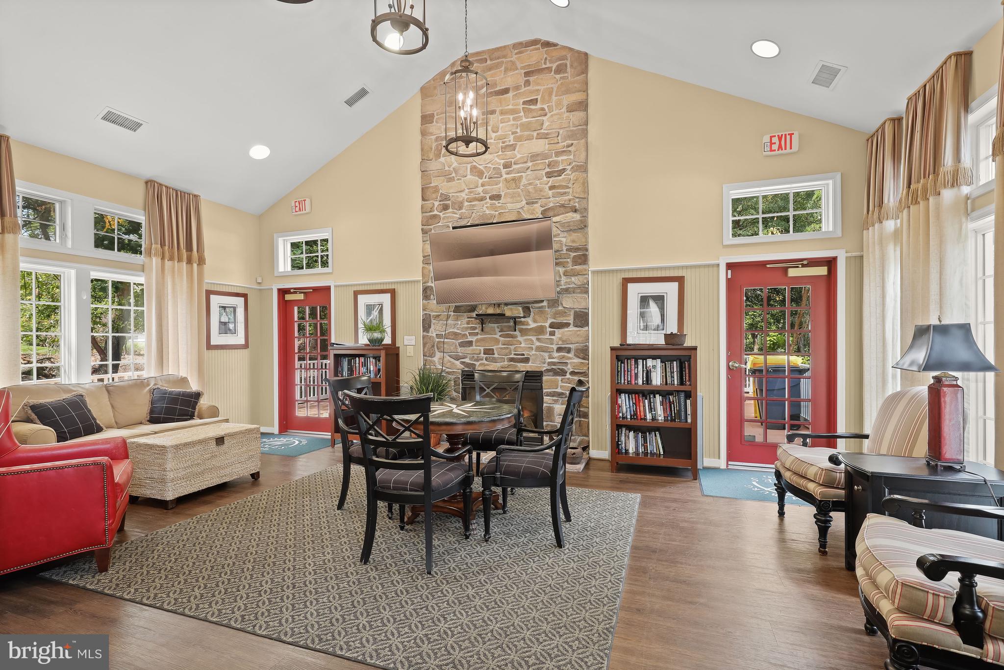 CREEKSIDE AT OSPREY LANDING - Residential