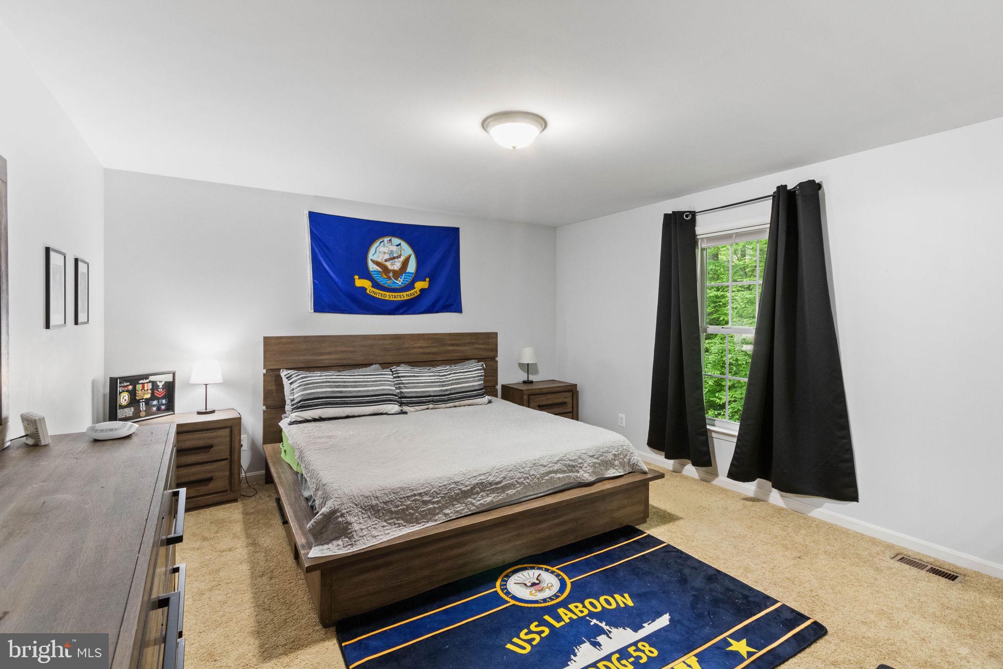 PRESIDENTIAL LAKES - Residential