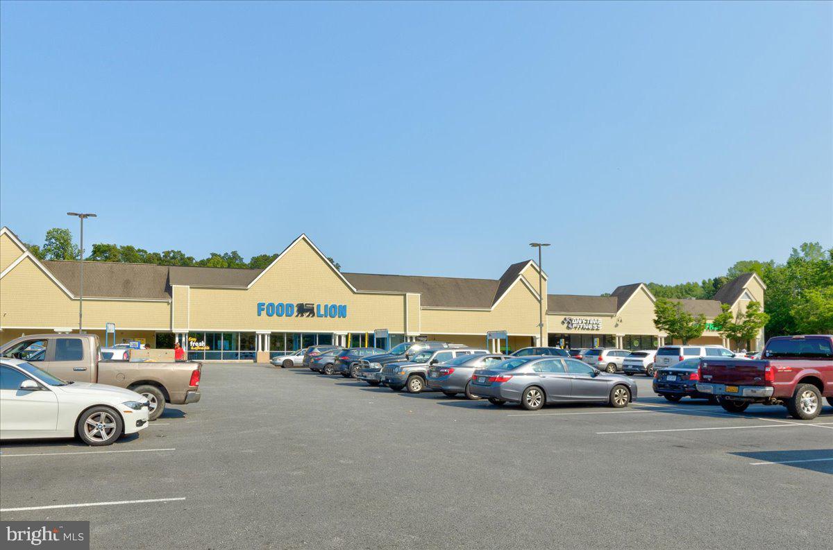 SOUTHLAKE AT MONTCLAIR - Residential