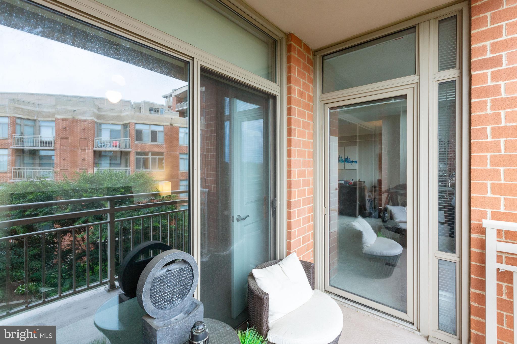 CRYSTAL CITY - Residential