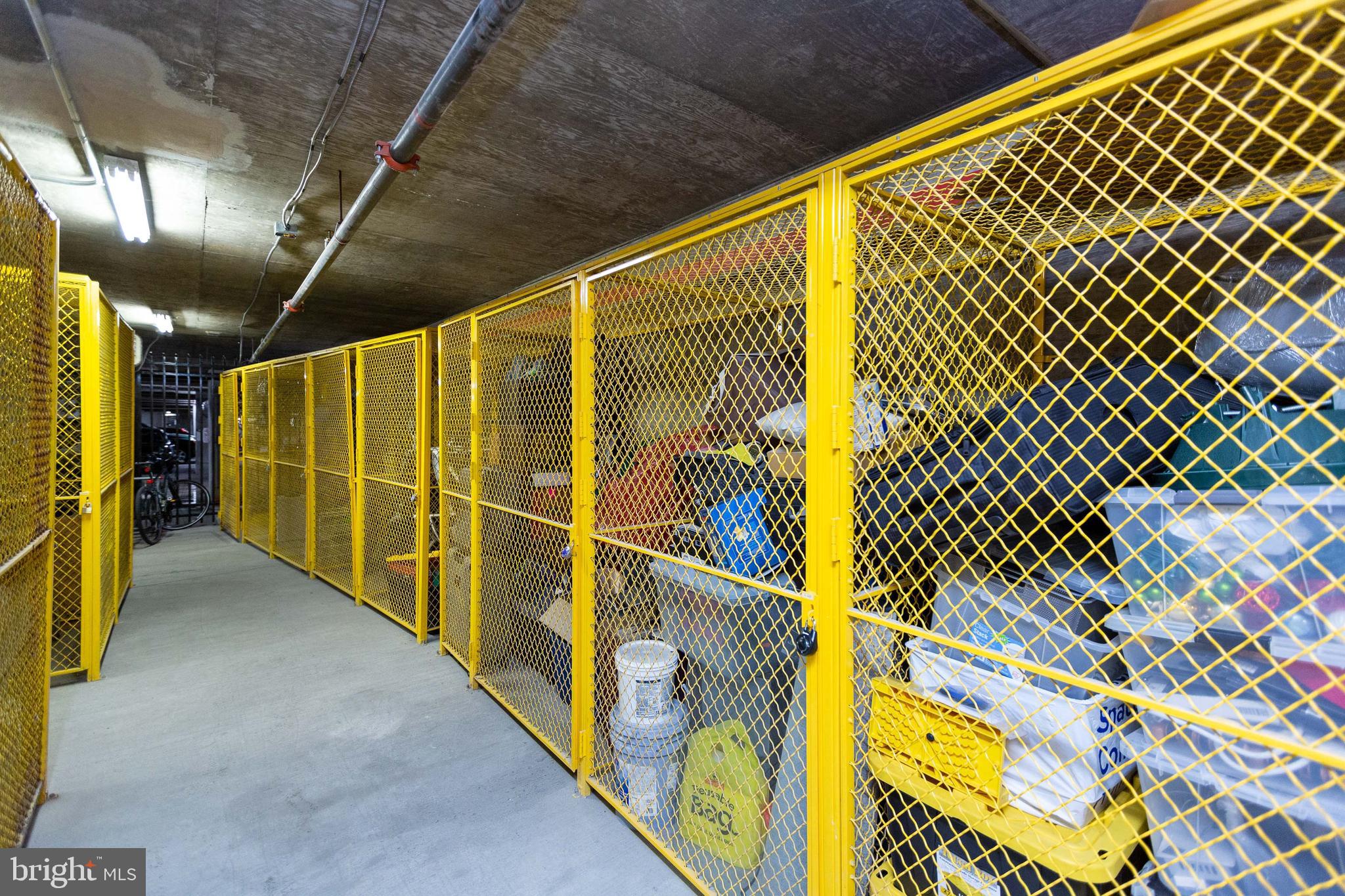 CRYSTAL CITY - Residential