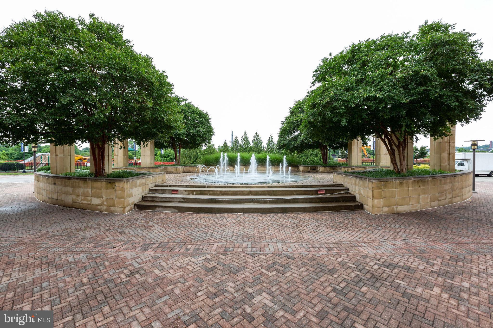 CRYSTAL CITY - Residential