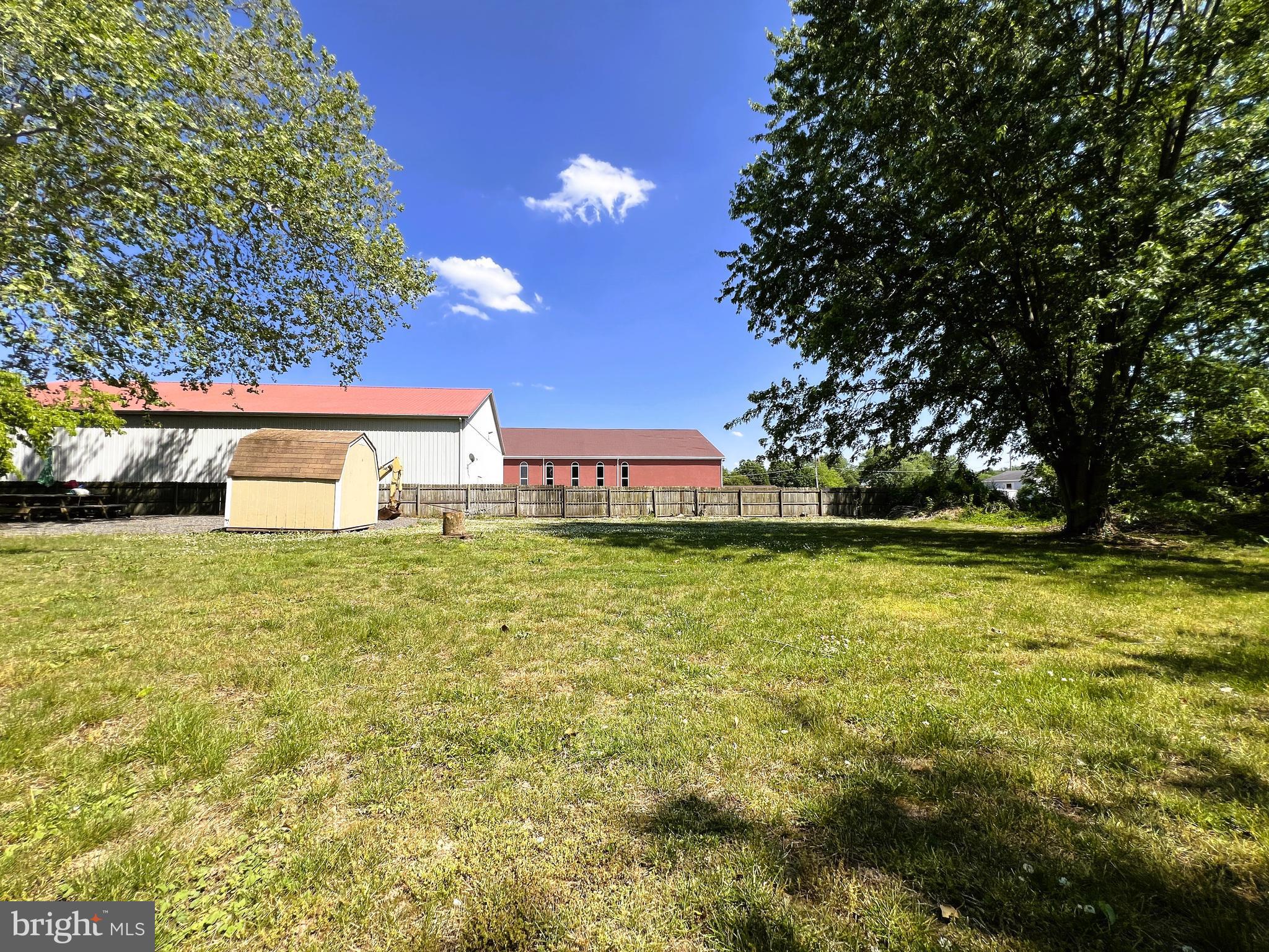 DENTON AREA - Residential