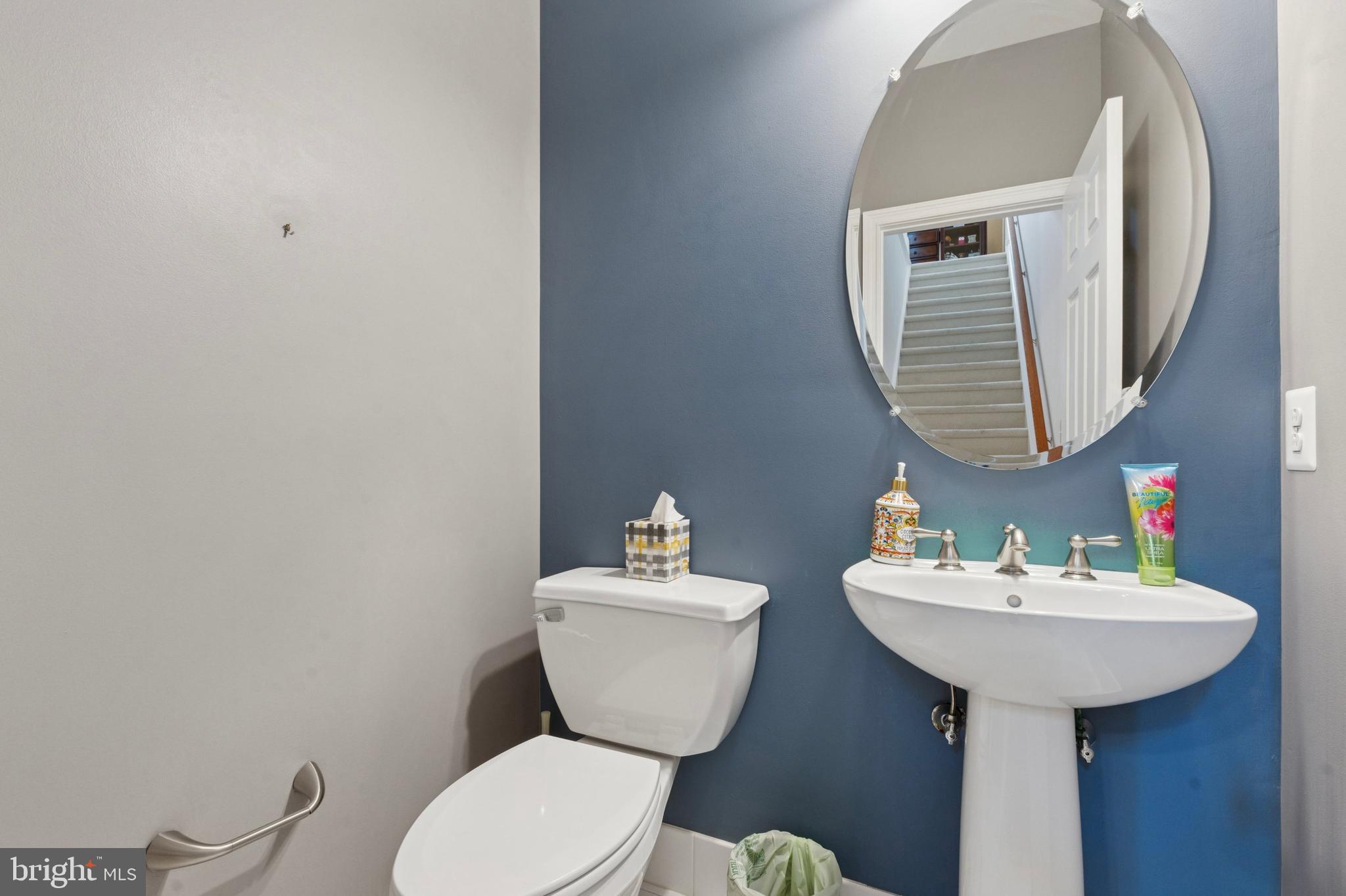 NAVAL SQUARE - Residential