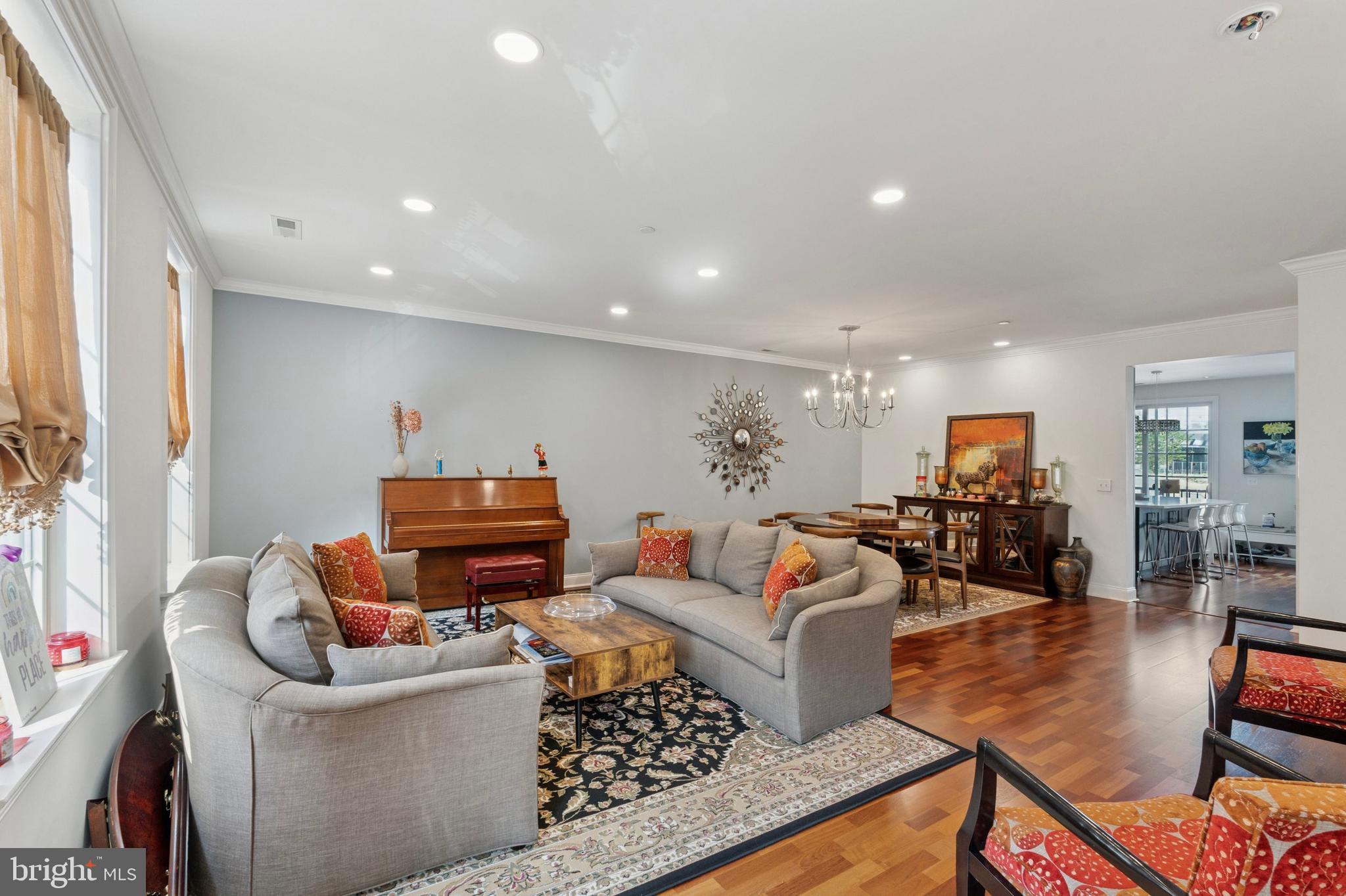 NAVAL SQUARE - Residential