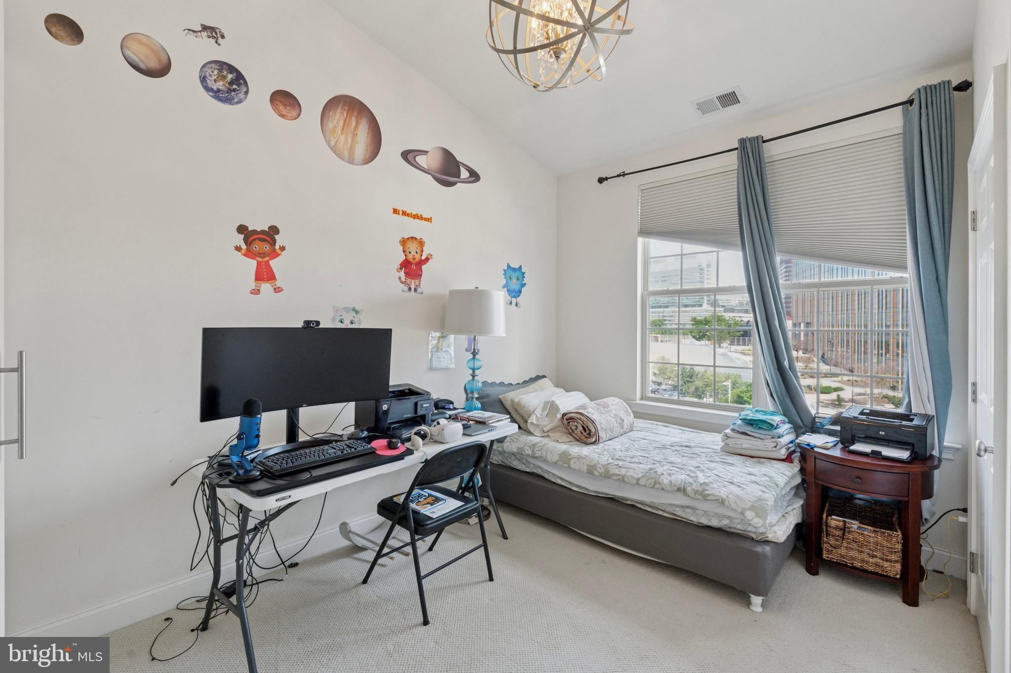 NAVAL SQUARE - Residential