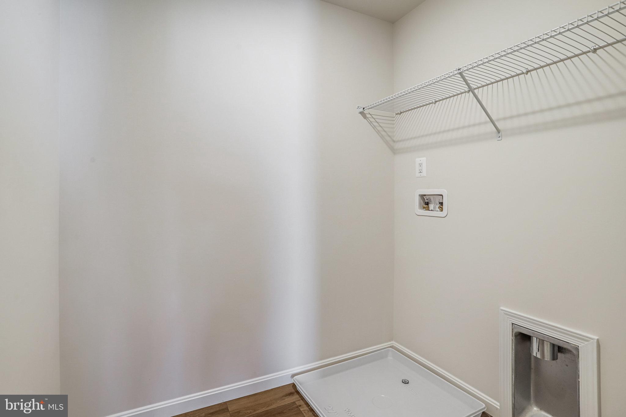 ROBERTS CROSSING - Residential