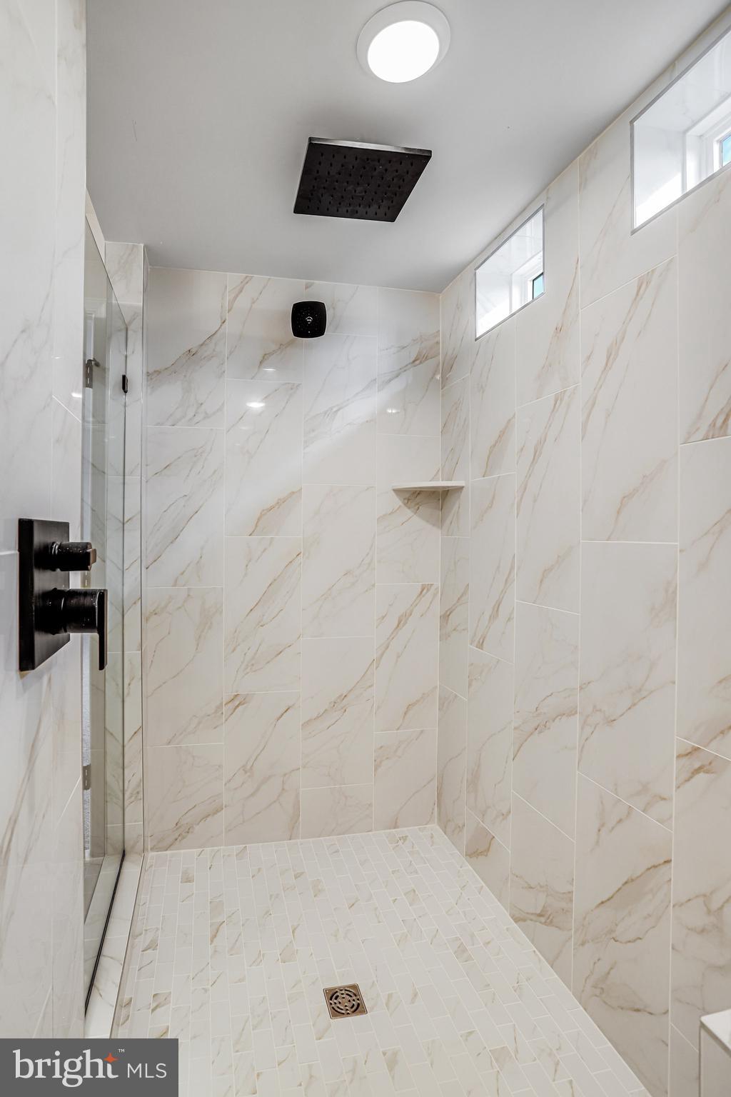 ROBERTS CROSSING - Residential