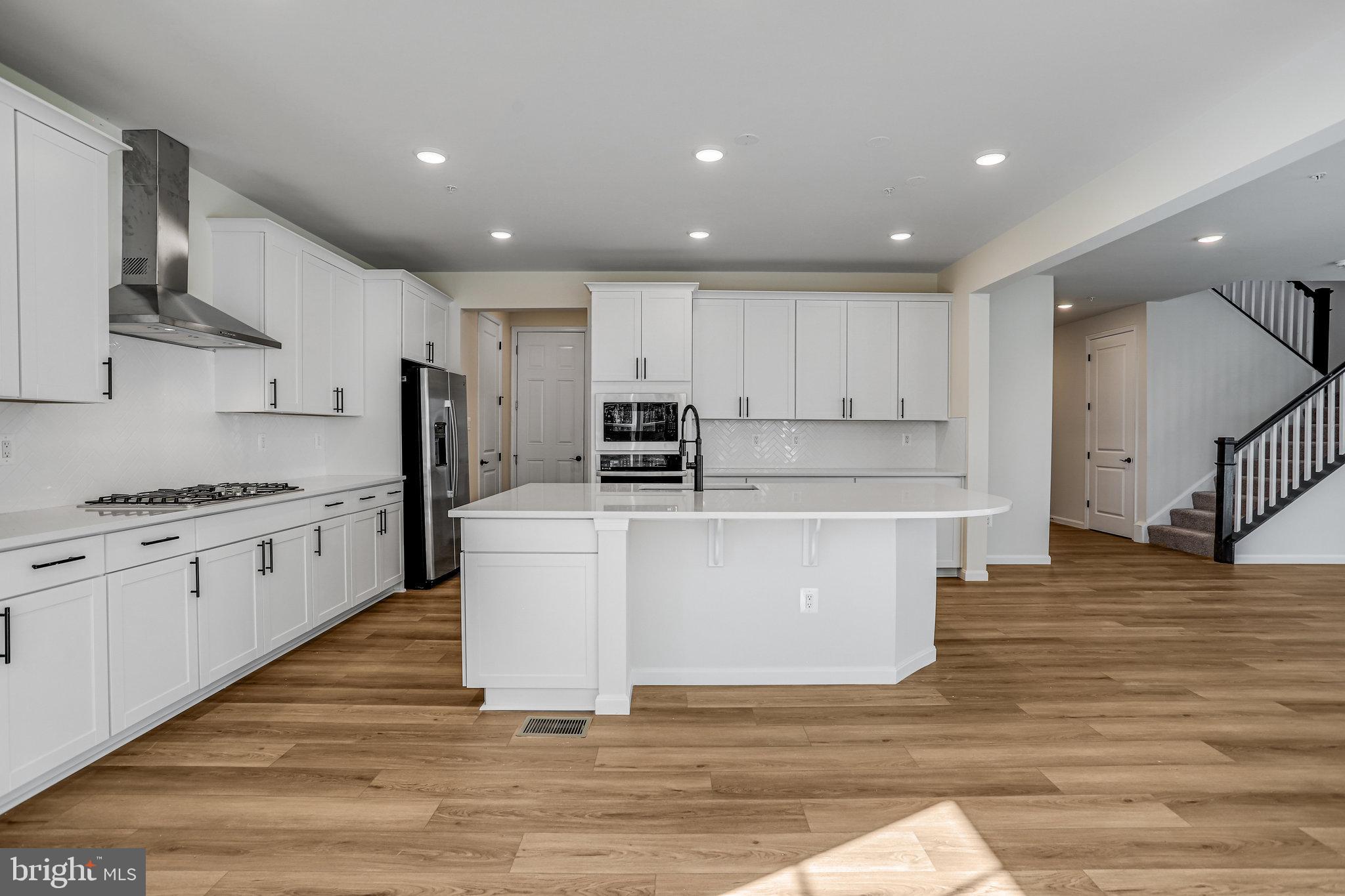 ROBERTS CROSSING - Residential