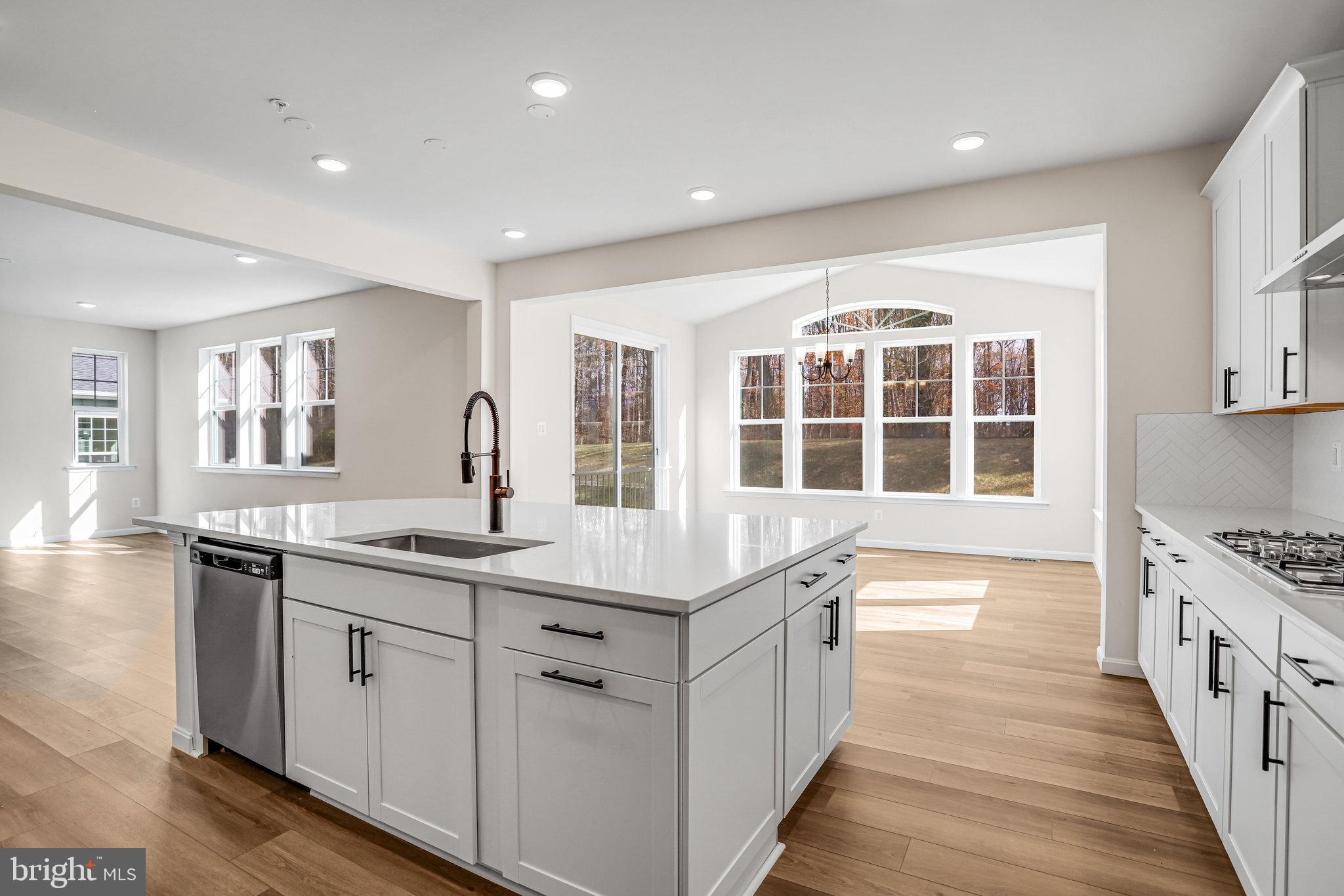 ROBERTS CROSSING - Residential