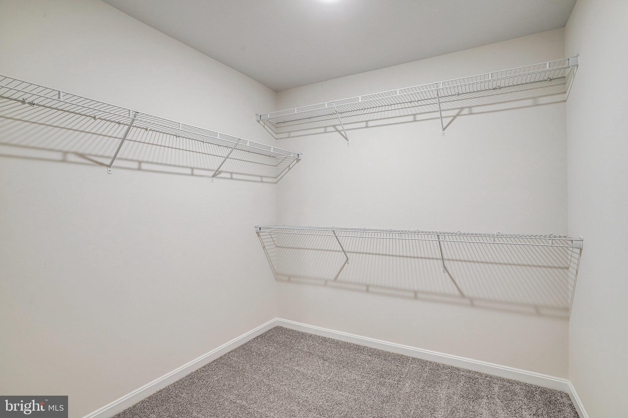 ROBERTS CROSSING - Residential