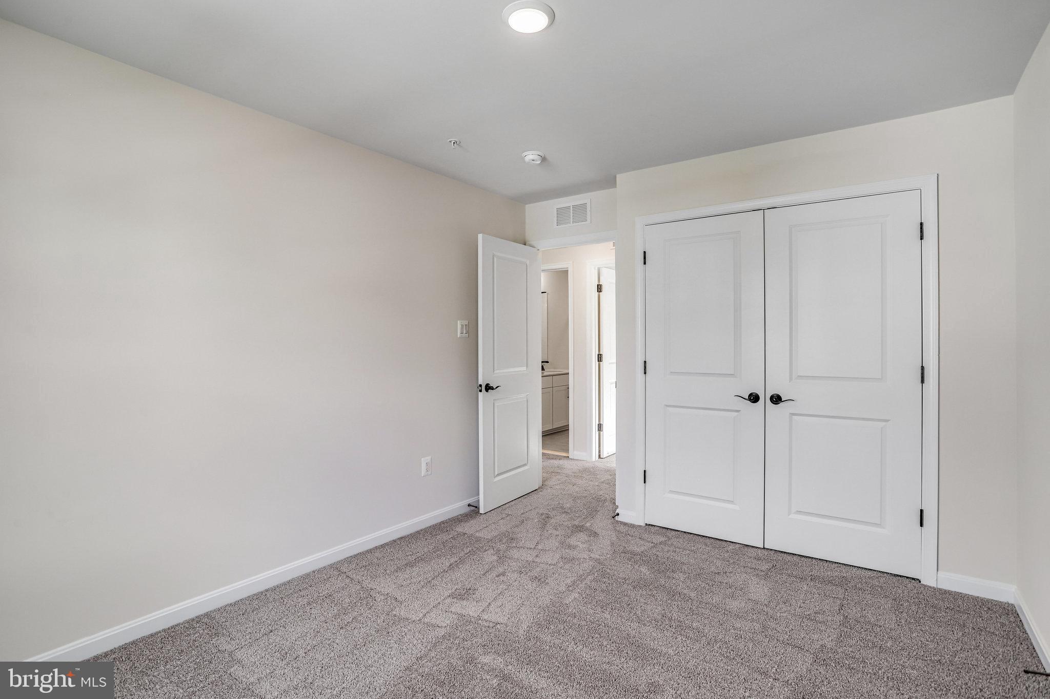 ROBERTS CROSSING - Residential