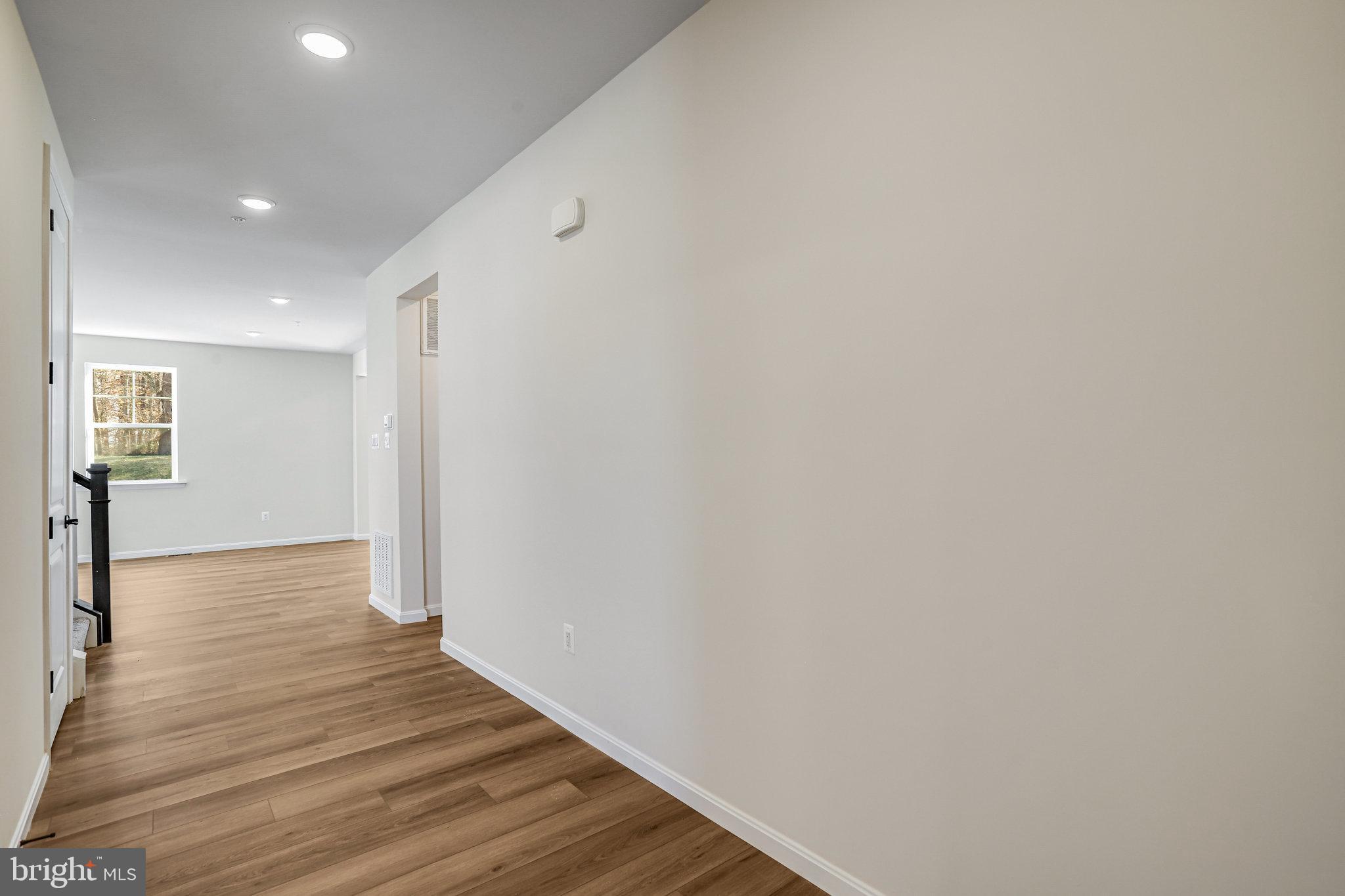 ROBERTS CROSSING - Residential