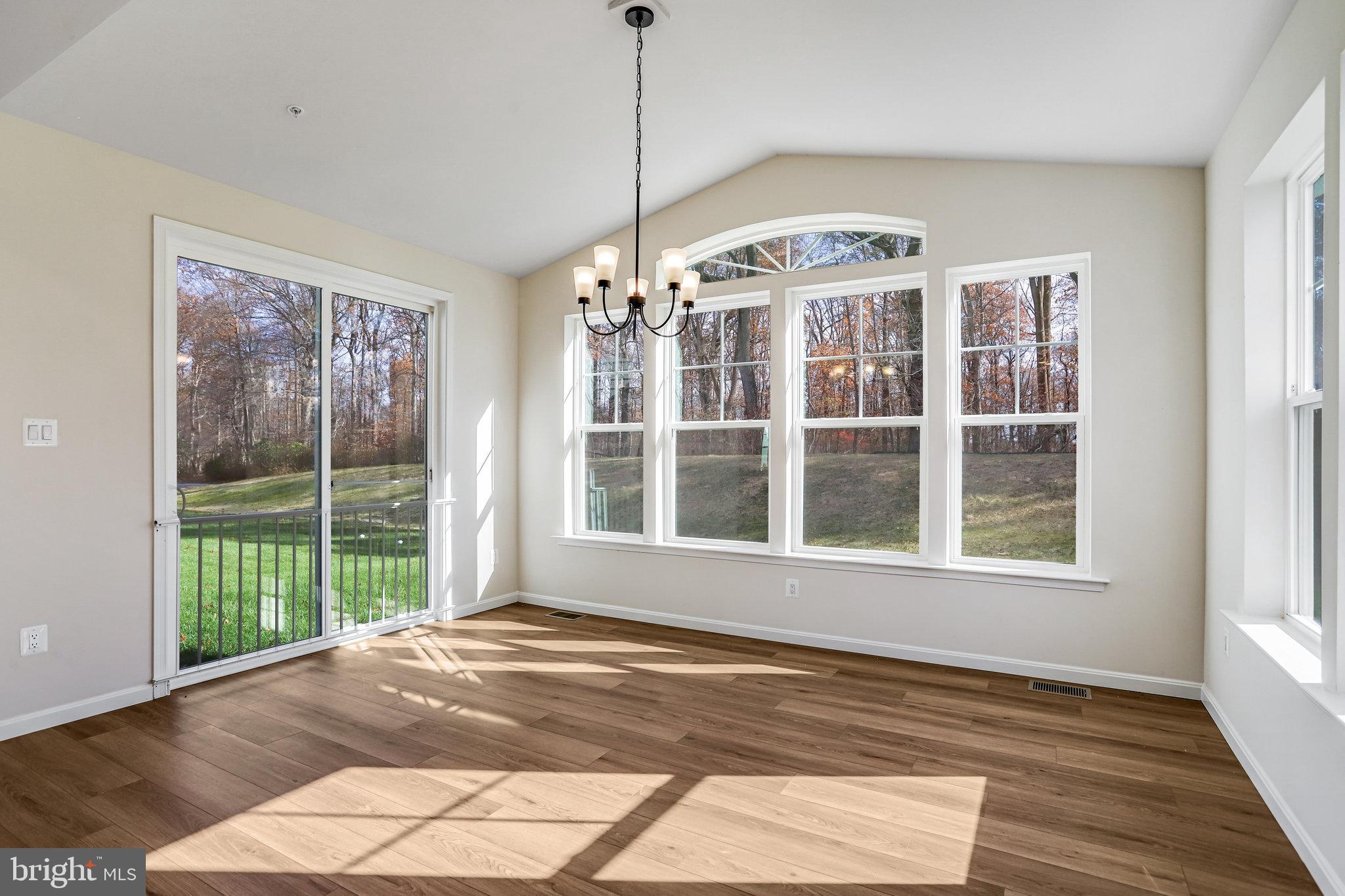 ROBERTS CROSSING - Residential