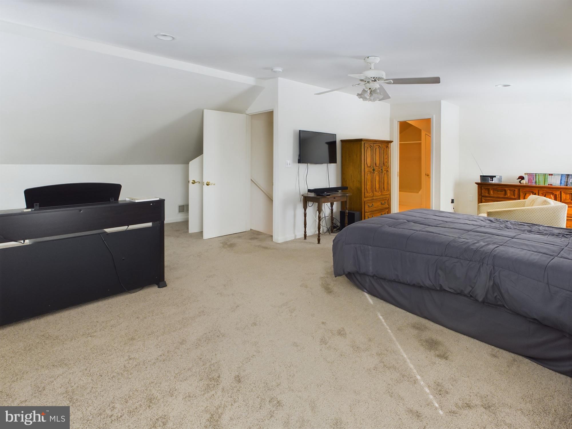 TIDEWATER COLONY - Residential