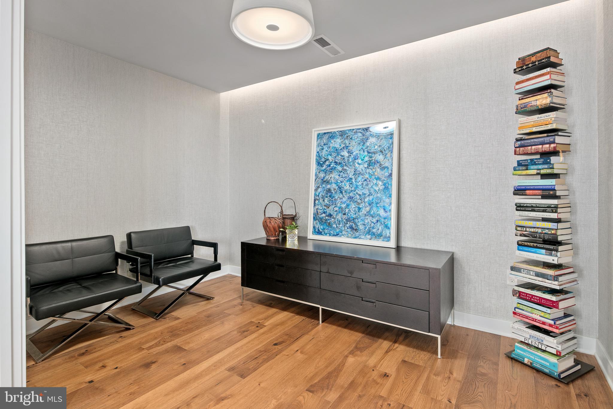 ROSSLYN - Residential