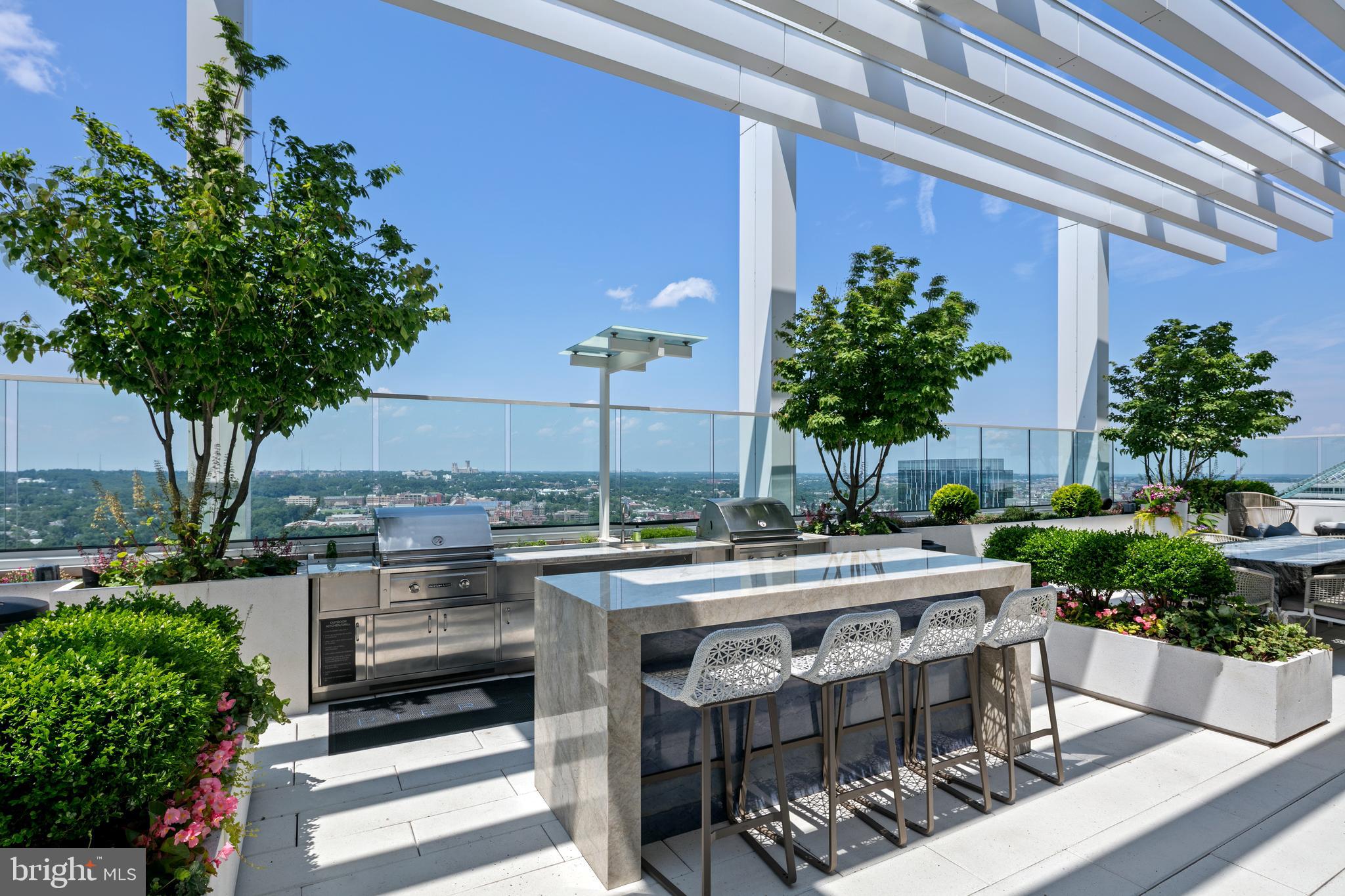 ROSSLYN - Residential