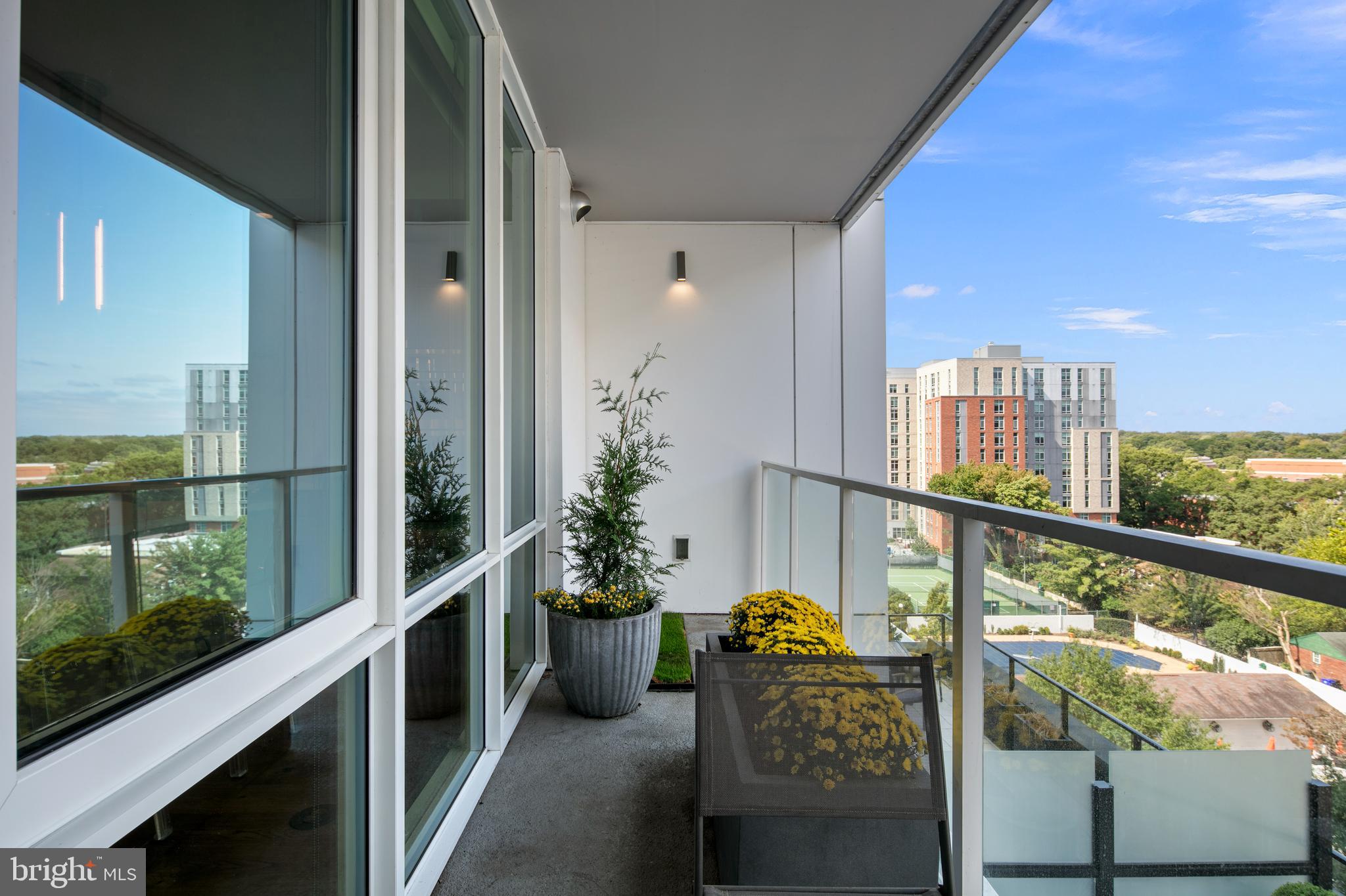 ROSSLYN - Residential