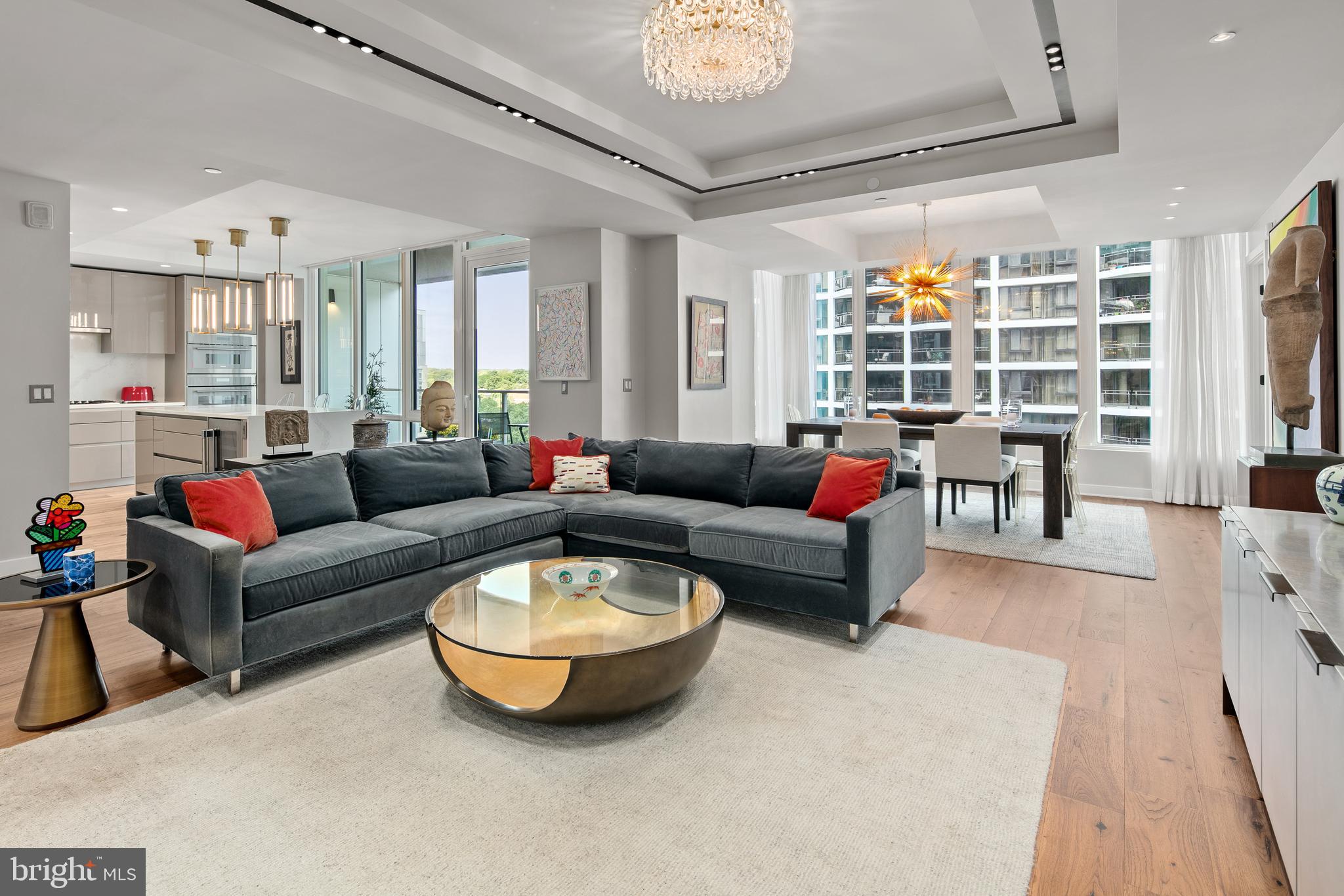 ROSSLYN - Residential