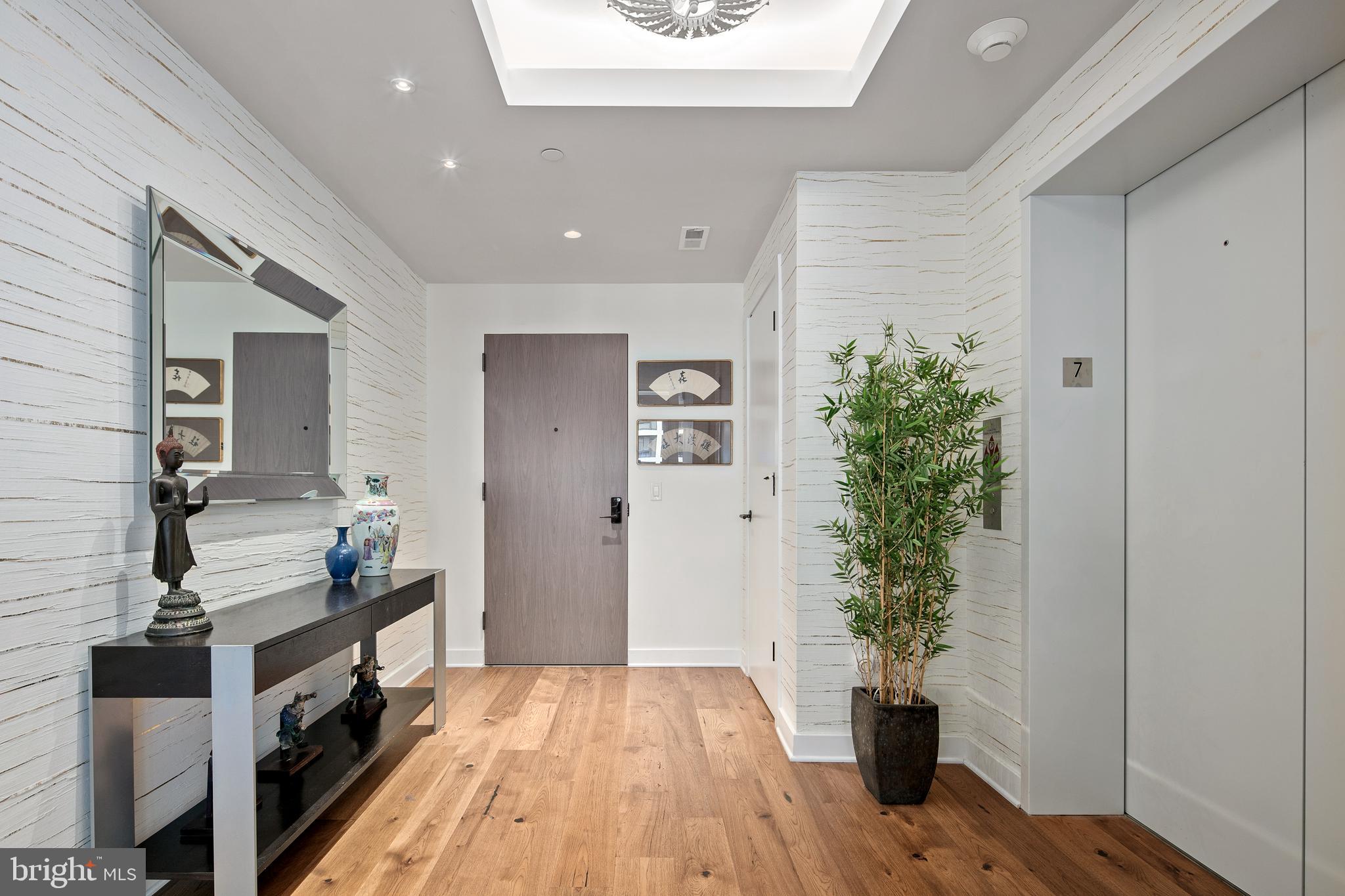 ROSSLYN - Residential