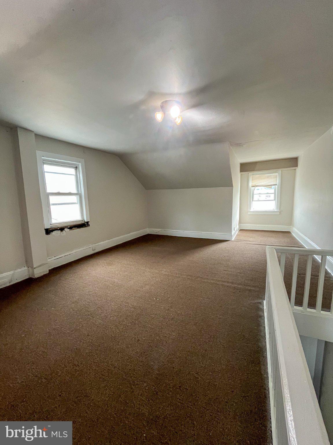 221 WOODLAWN AVENUE