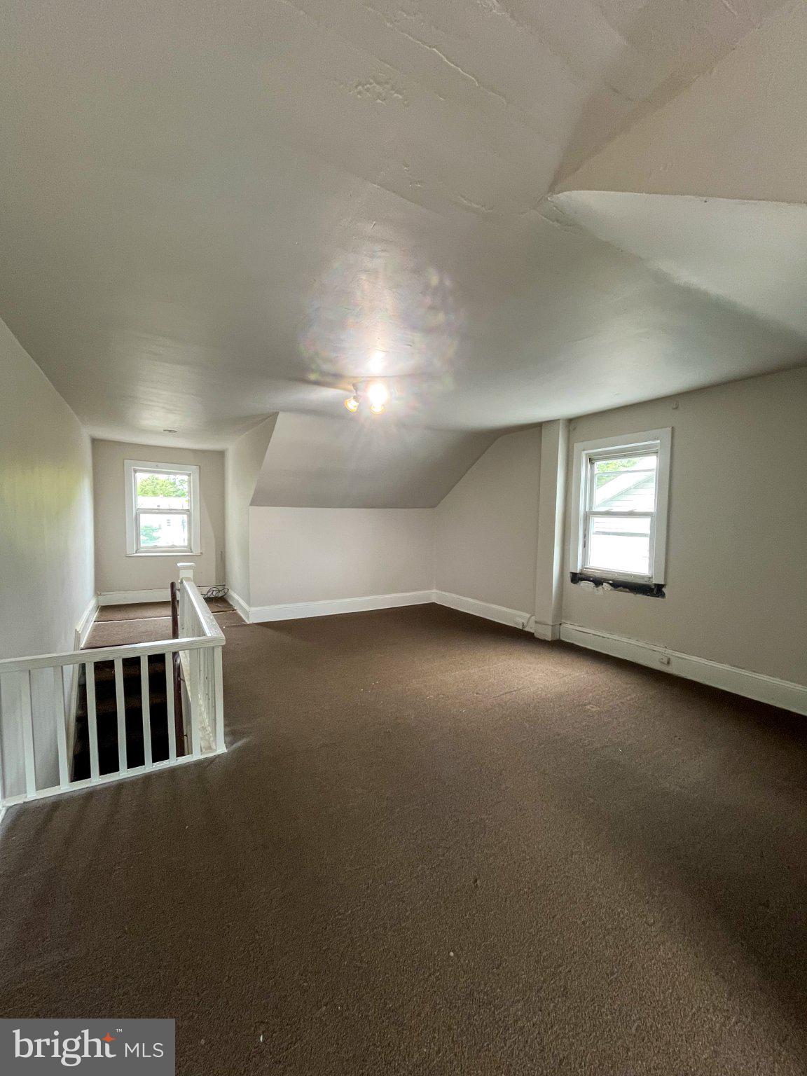 221 WOODLAWN AVENUE