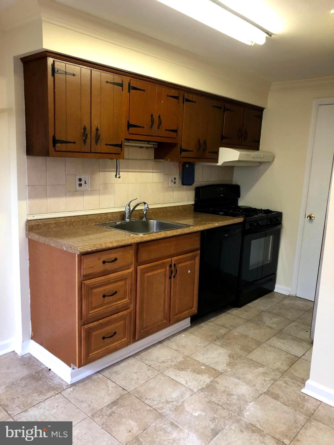 GREENWICH HILL - Residential