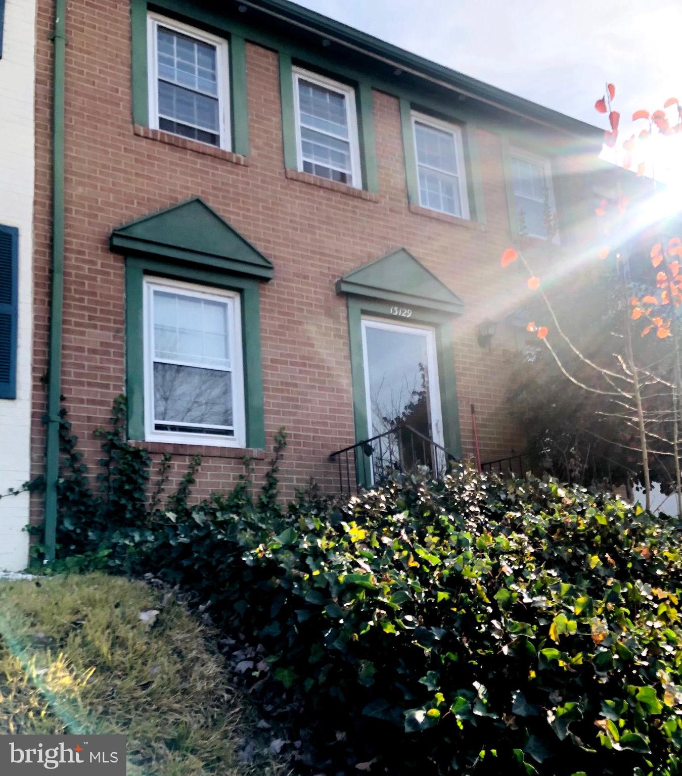 GREENWICH HILL - Residential