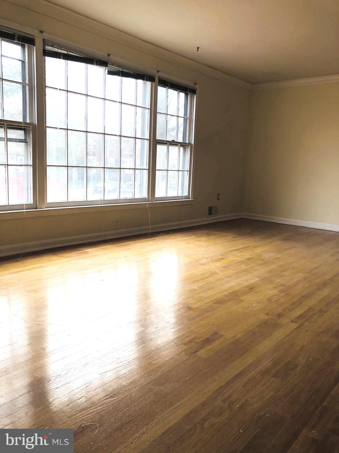 GREENWICH HILL - Residential